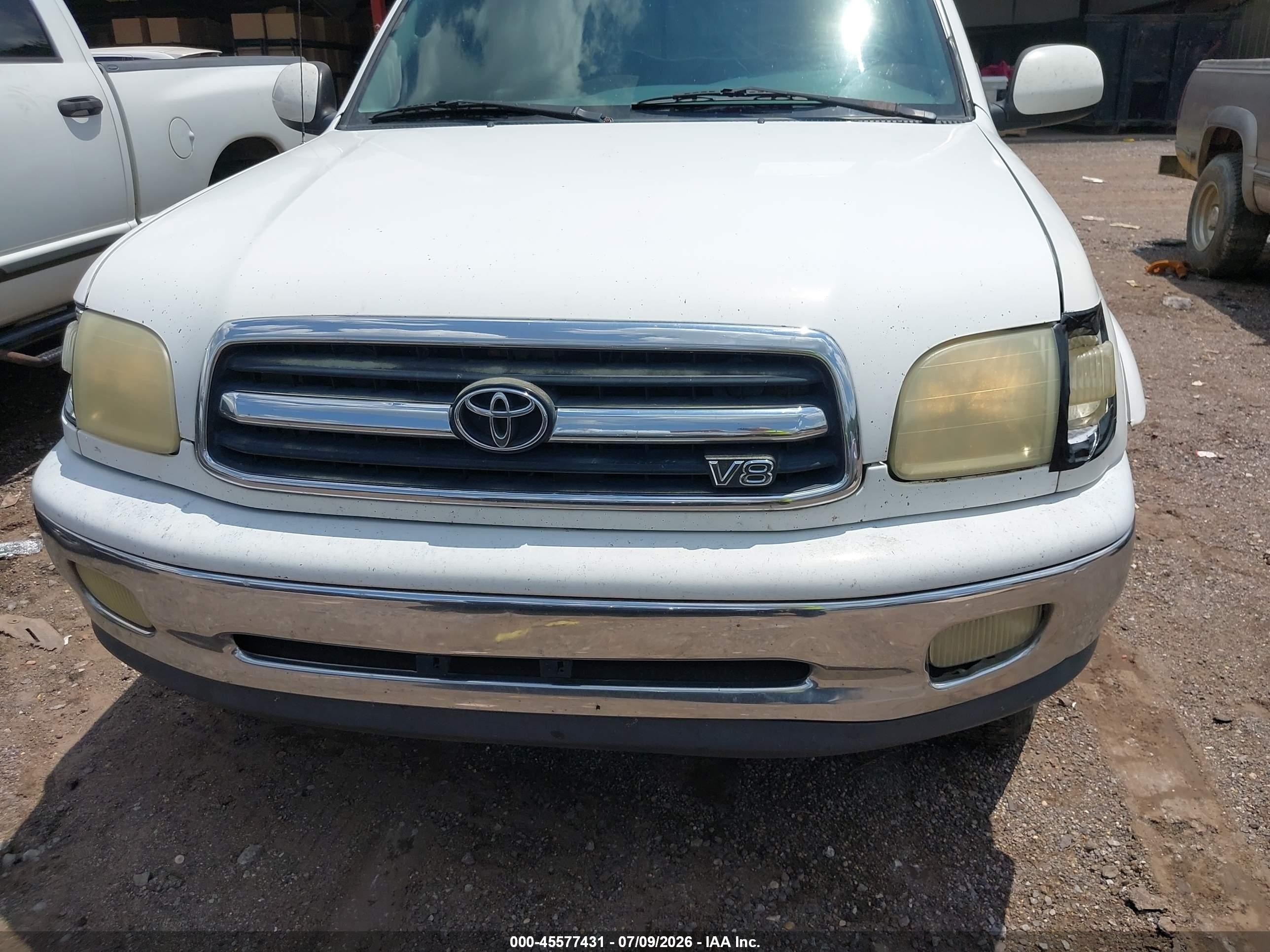 2002 Toyota Tundra Ltd V8 Белый vin: 5TBBT481X2S325364