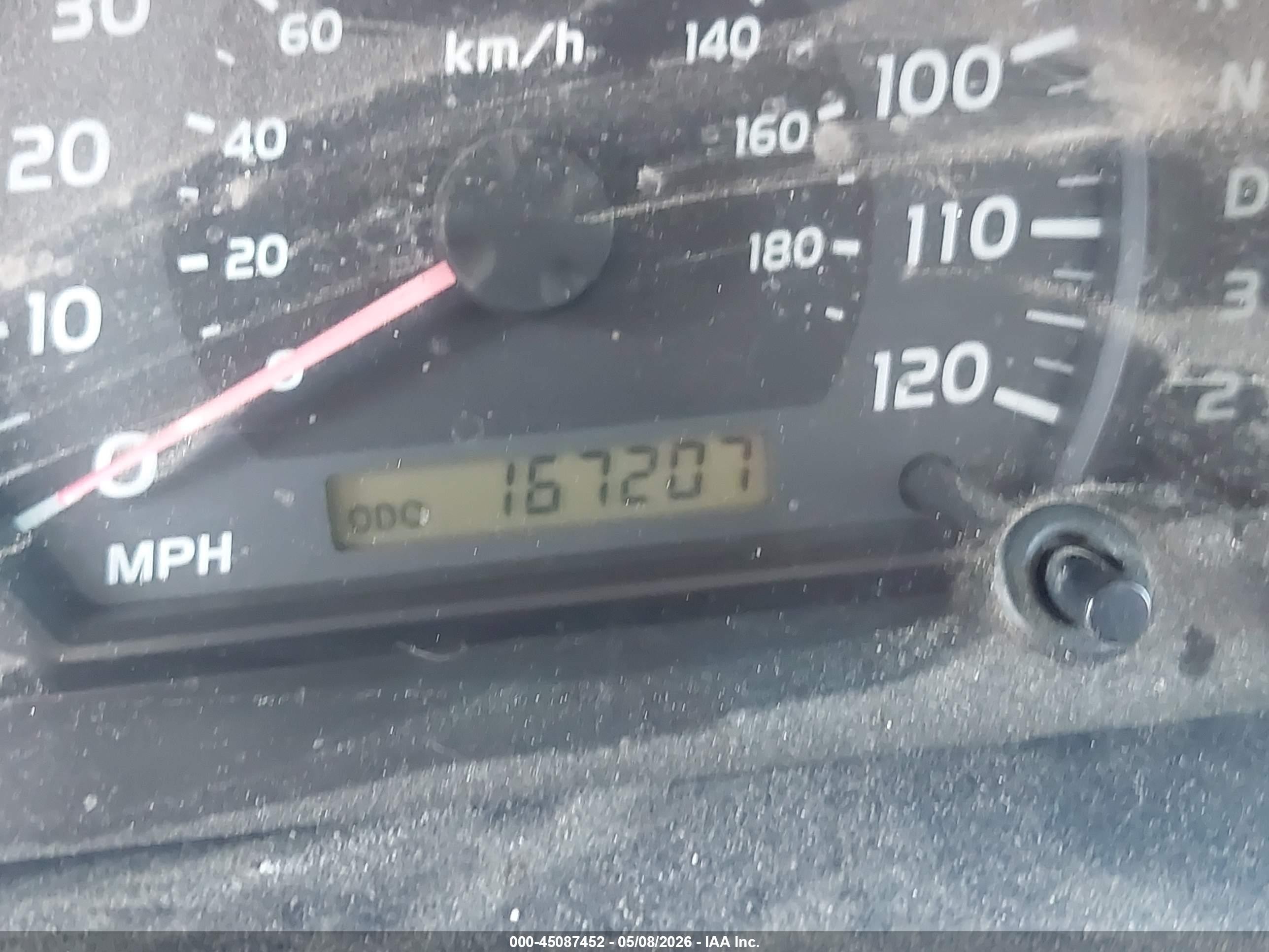 2005 Toyota Tundra Limited V8 Red vin: 5TBBT481X5S459215