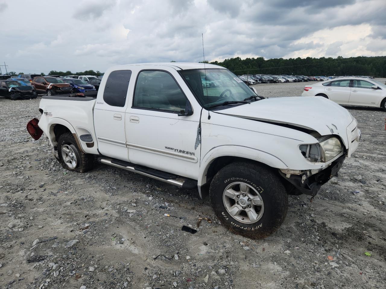 2005 Toyota Tundra Access Cab Limited White vin: 5TBBT481X5S470537