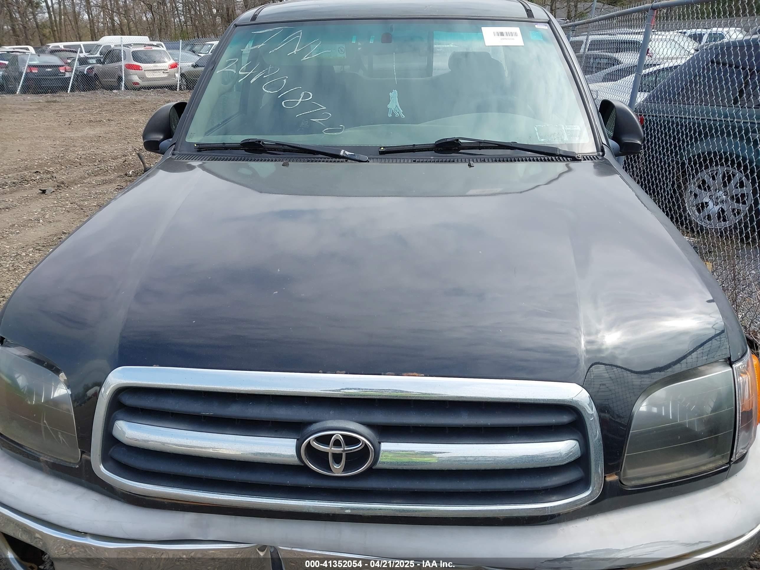 2000 Toyota Tundra Ltd V8 Black vin: 5TBBT481XYS091736