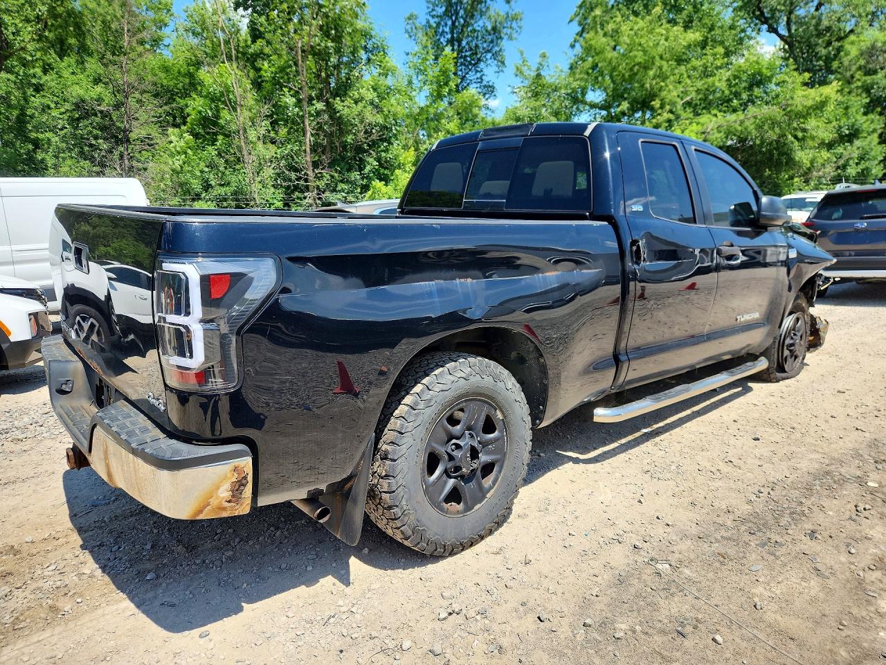 2007 Toyota Tundra Double Cab Sr5 Black vin: 5TBBT54107S455303
