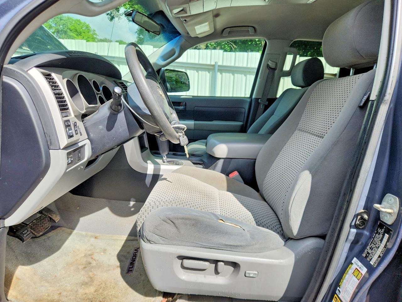 2008 Toyota Tundra Sr5 Blue vin: 5TBBT54108S458574