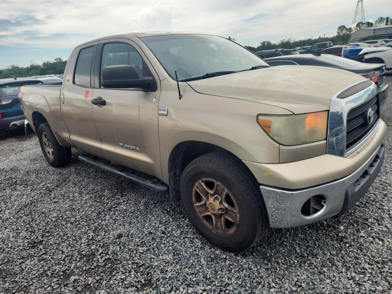 2007 Toyota Tundra Double Cab Sr5 Beige vin: 5TBBT54117S453091