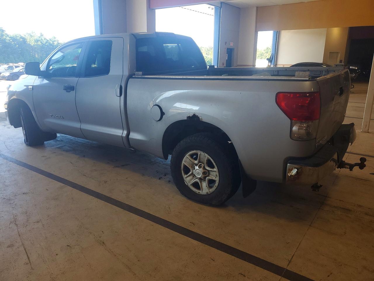 2008 Toyota Tundra Grade Silver vin: 5TBBT54118S463556