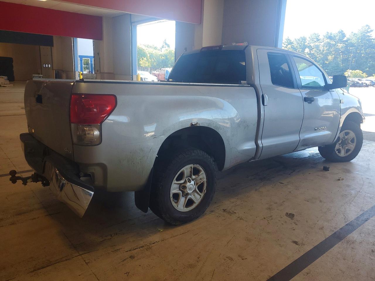 2008 Toyota Tundra Grade Silver vin: 5TBBT54118S463556