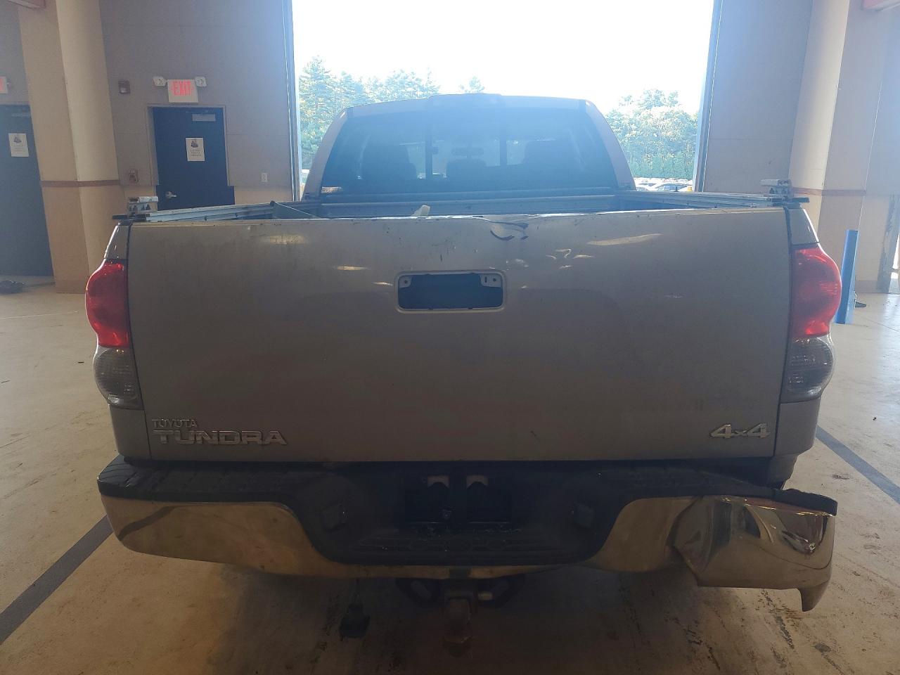 2008 Toyota Tundra Grade Silver vin: 5TBBT54118S463556