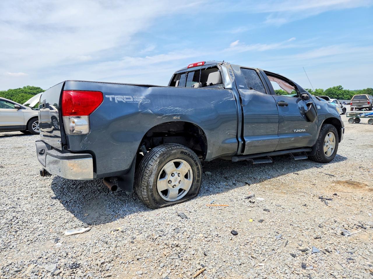 2007 Toyota Tundra Double Cab Sr5 Blue vin: 5TBBT54137S456946