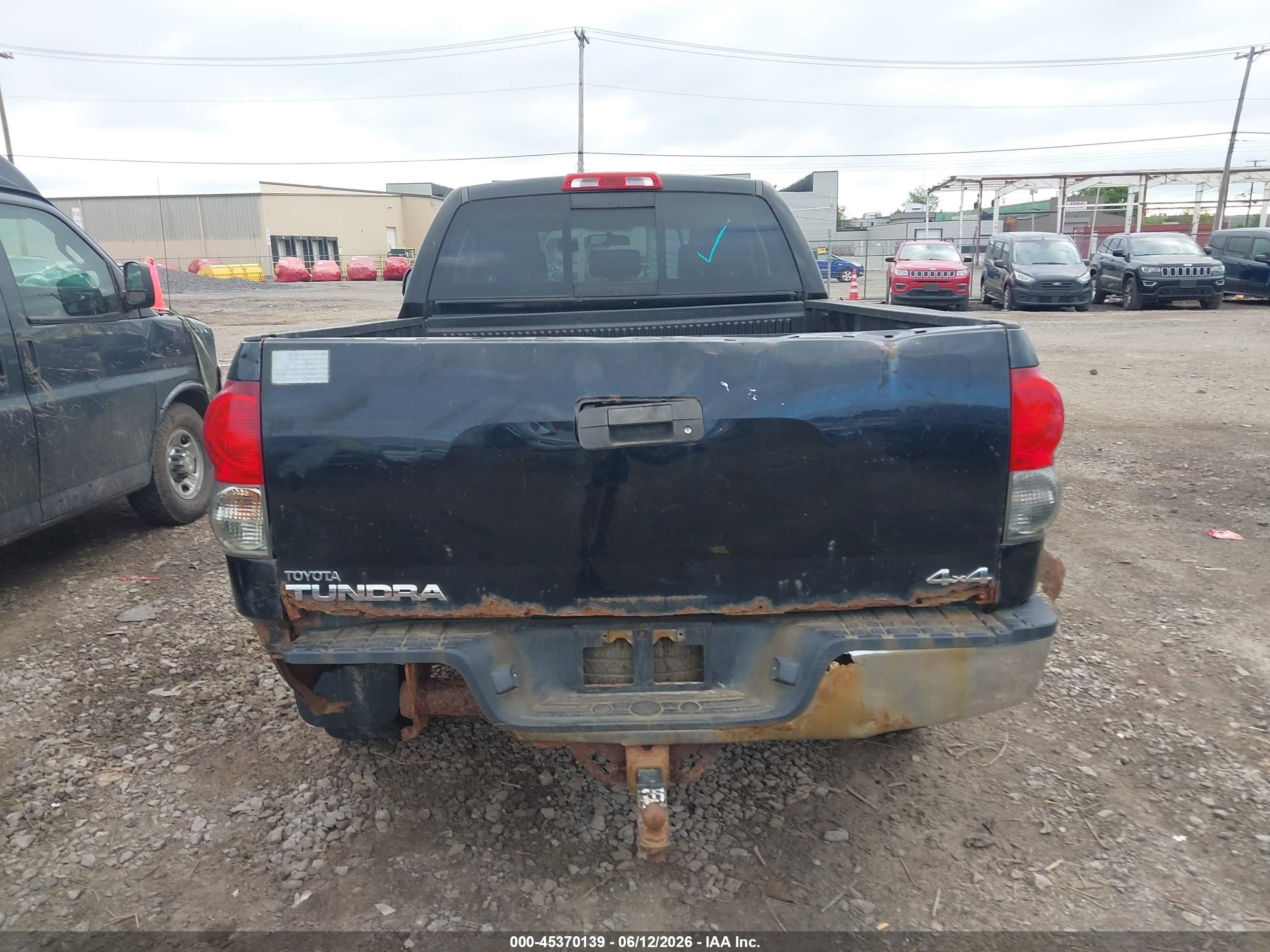 2007 Toyota Tundra Sr5 4.7l V8 Black vin: 5TBBT54137S458115