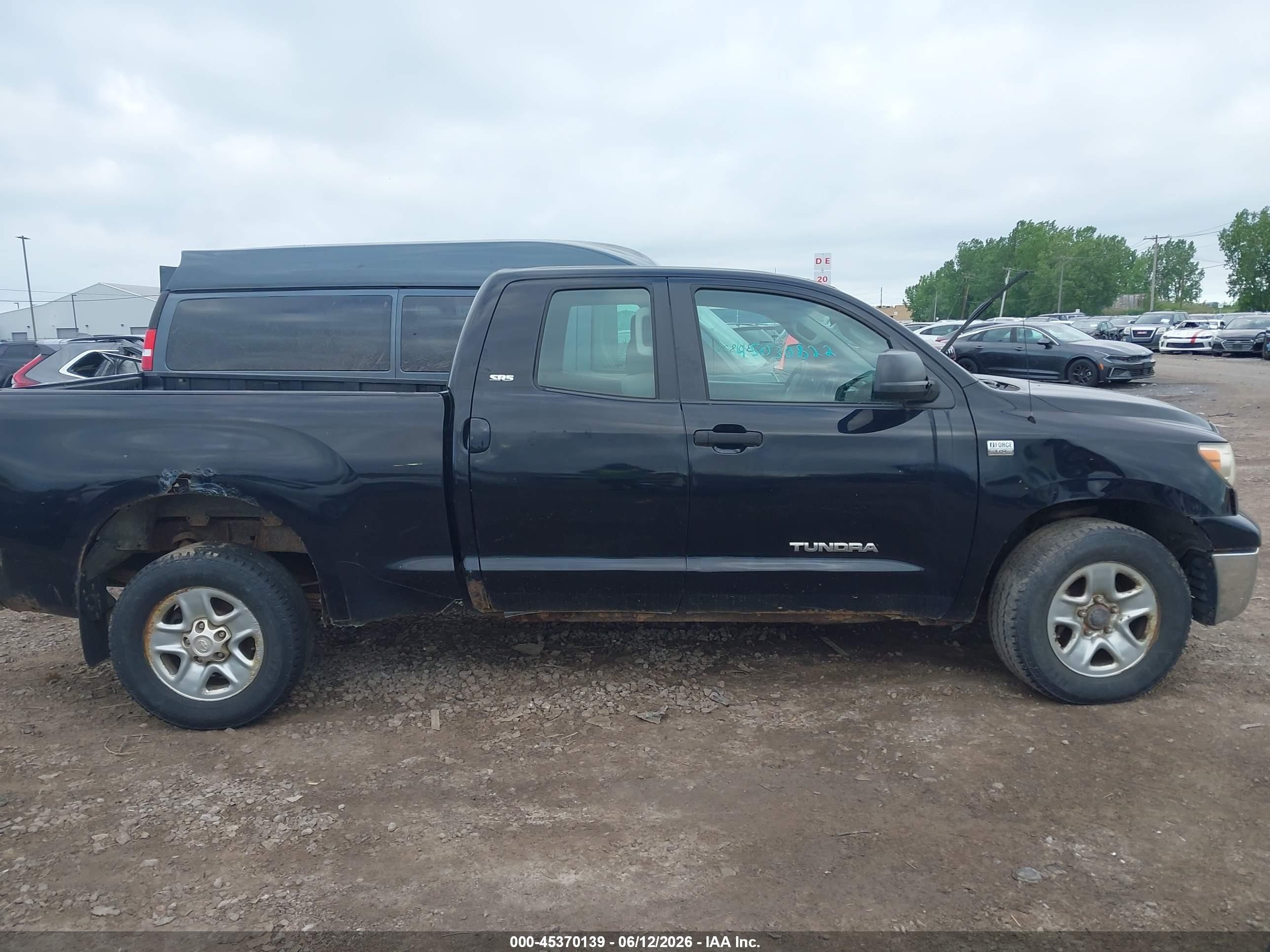 2007 Toyota Tundra Sr5 4.7l V8 Black vin: 5TBBT54137S458115