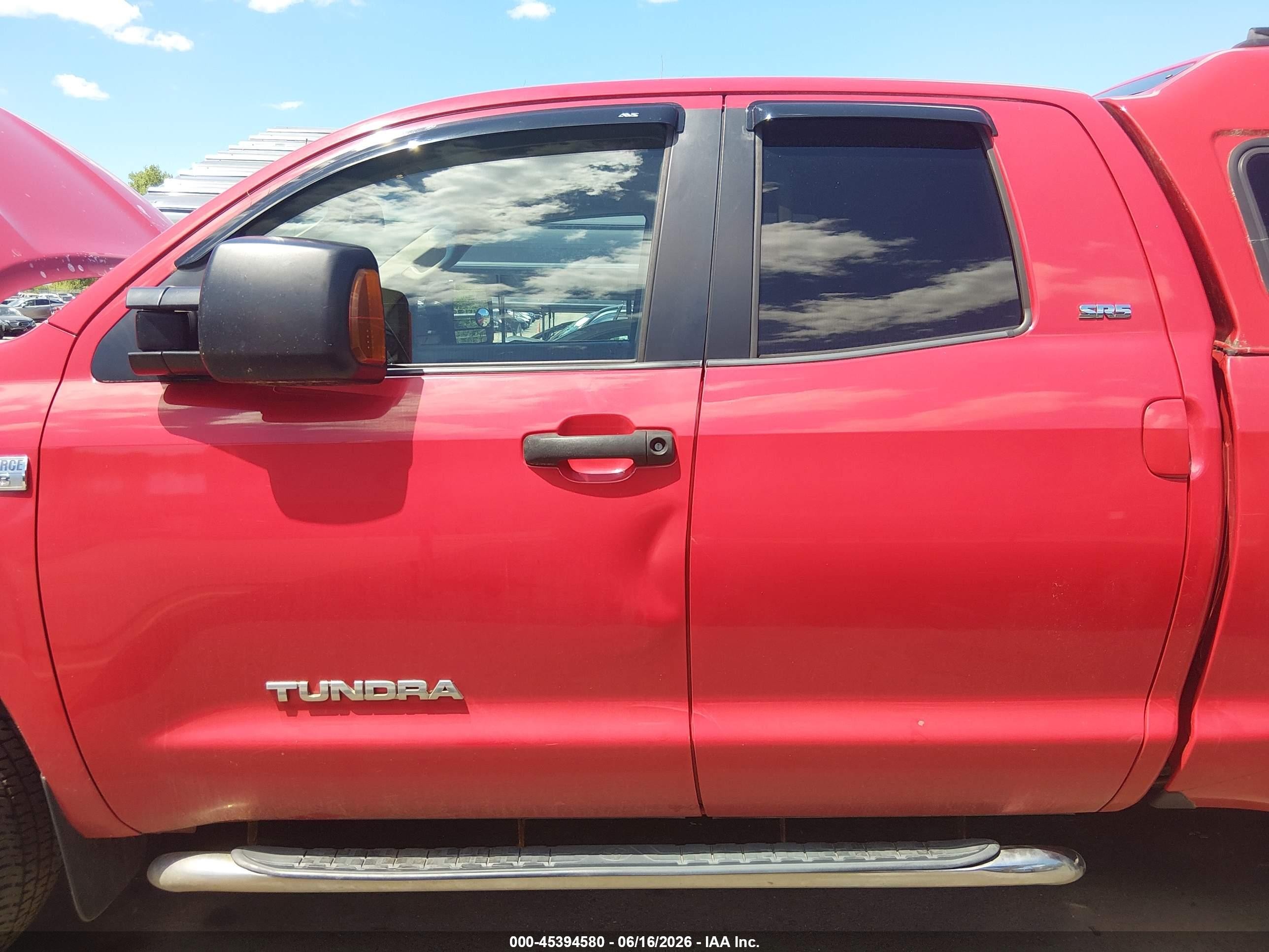 2007 Toyota Tundra Sr5 4.7l V8 Red vin: 5TBBT54147S452081