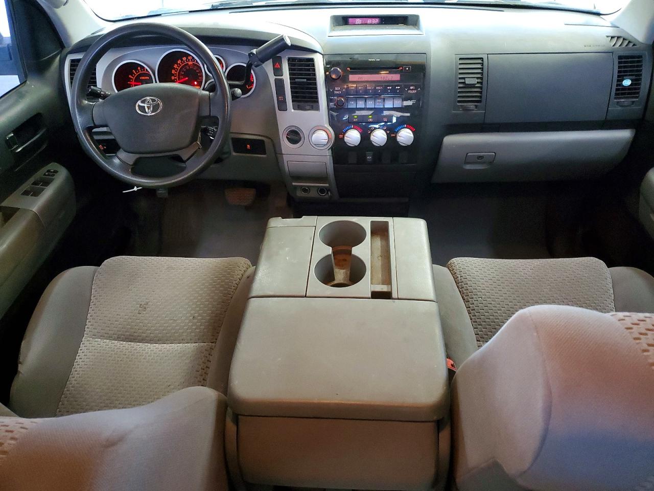 2007 Toyota Tundra Double Cab Sr5 White vin: 5TBBT54147S452629