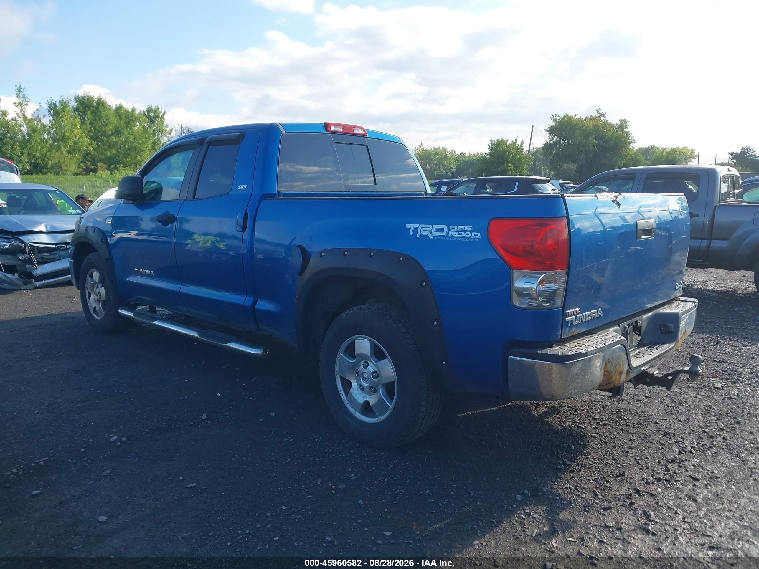 2007 Toyota Tundra Sr5 4.7l V8 Blue vin: 5TBBT54197S456580