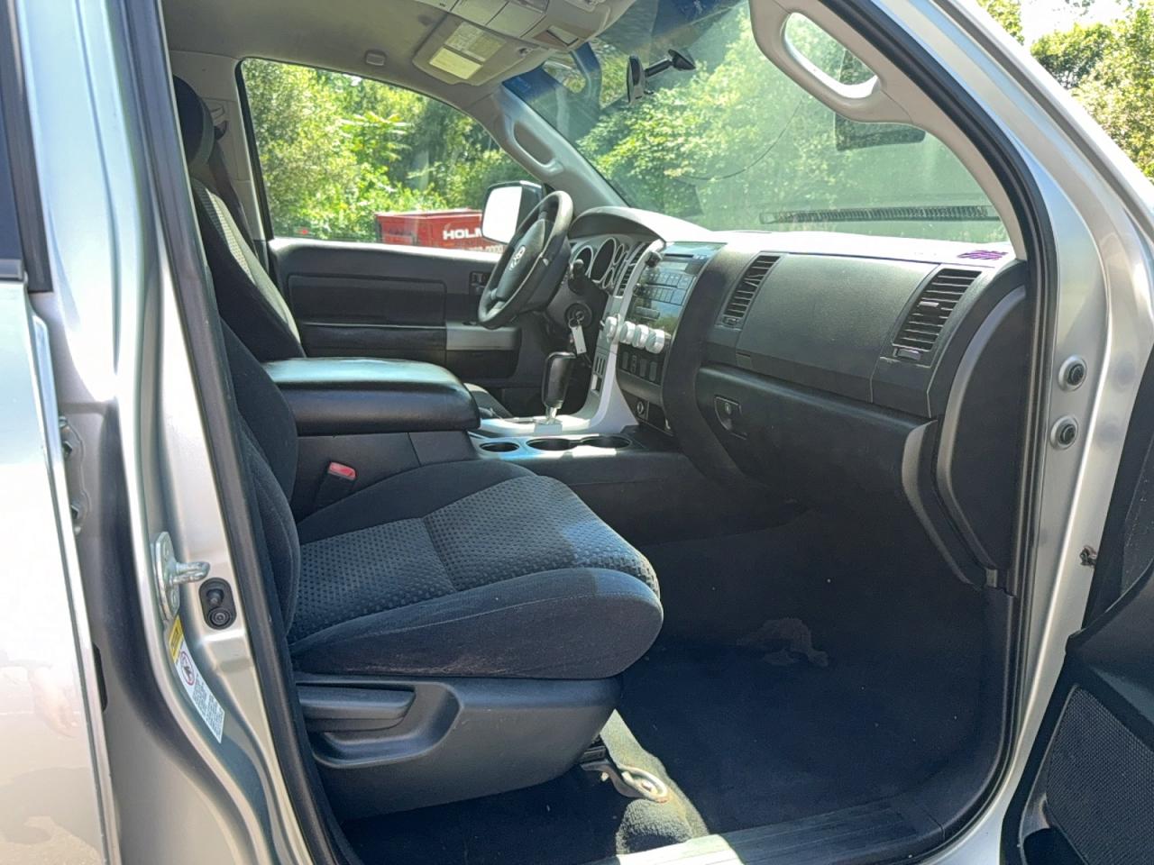 2008 Toyota Tundra Sr5 Silver vin: 5TBBV54108S496638