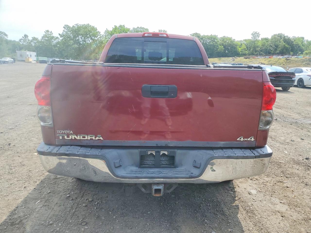 2007 Toyota Tundra Sr5 Burgundy vin: 5TBBV54147S450101