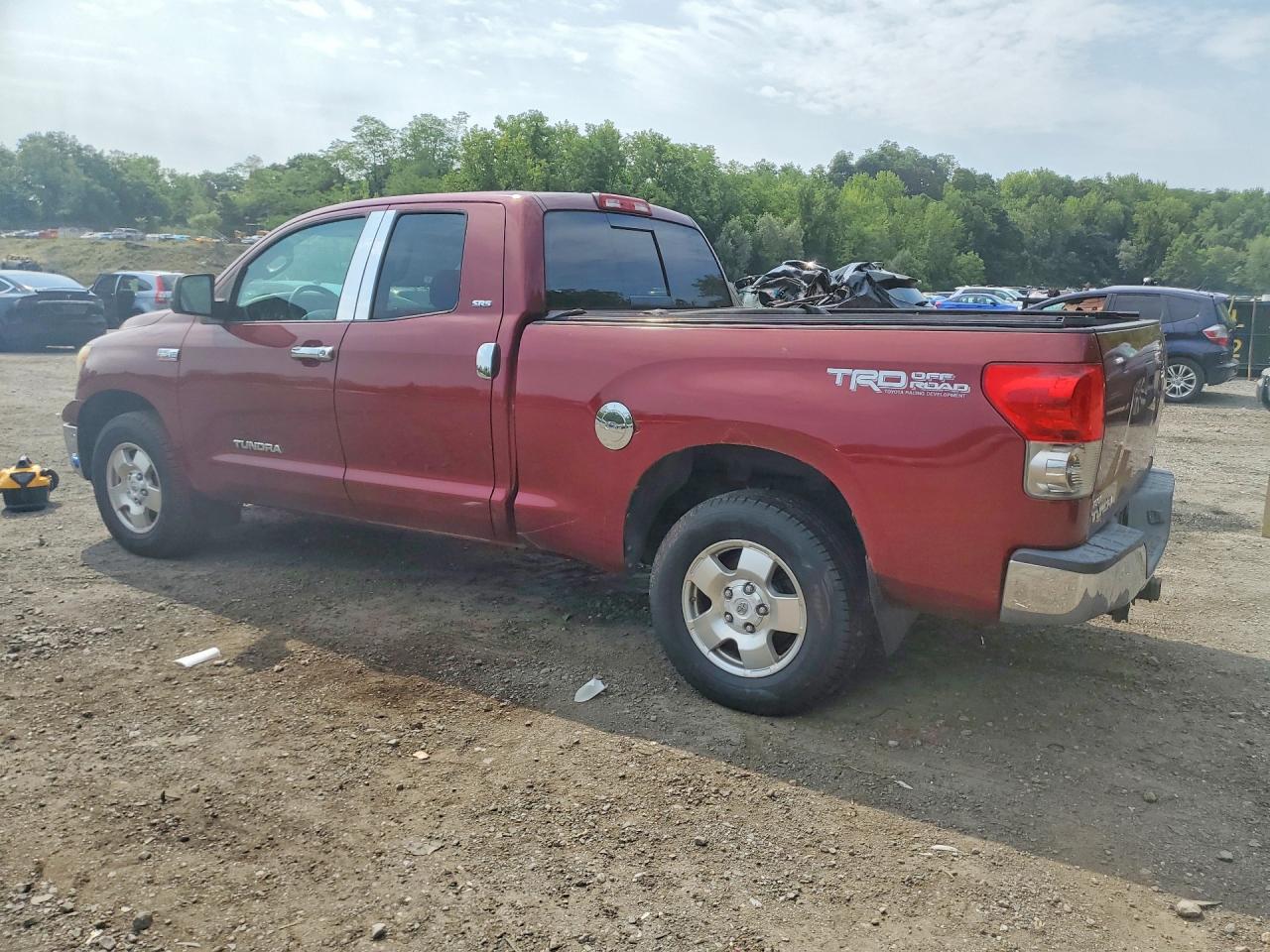 2007 Toyota Tundra Sr5 Burgundy vin: 5TBBV54147S450101