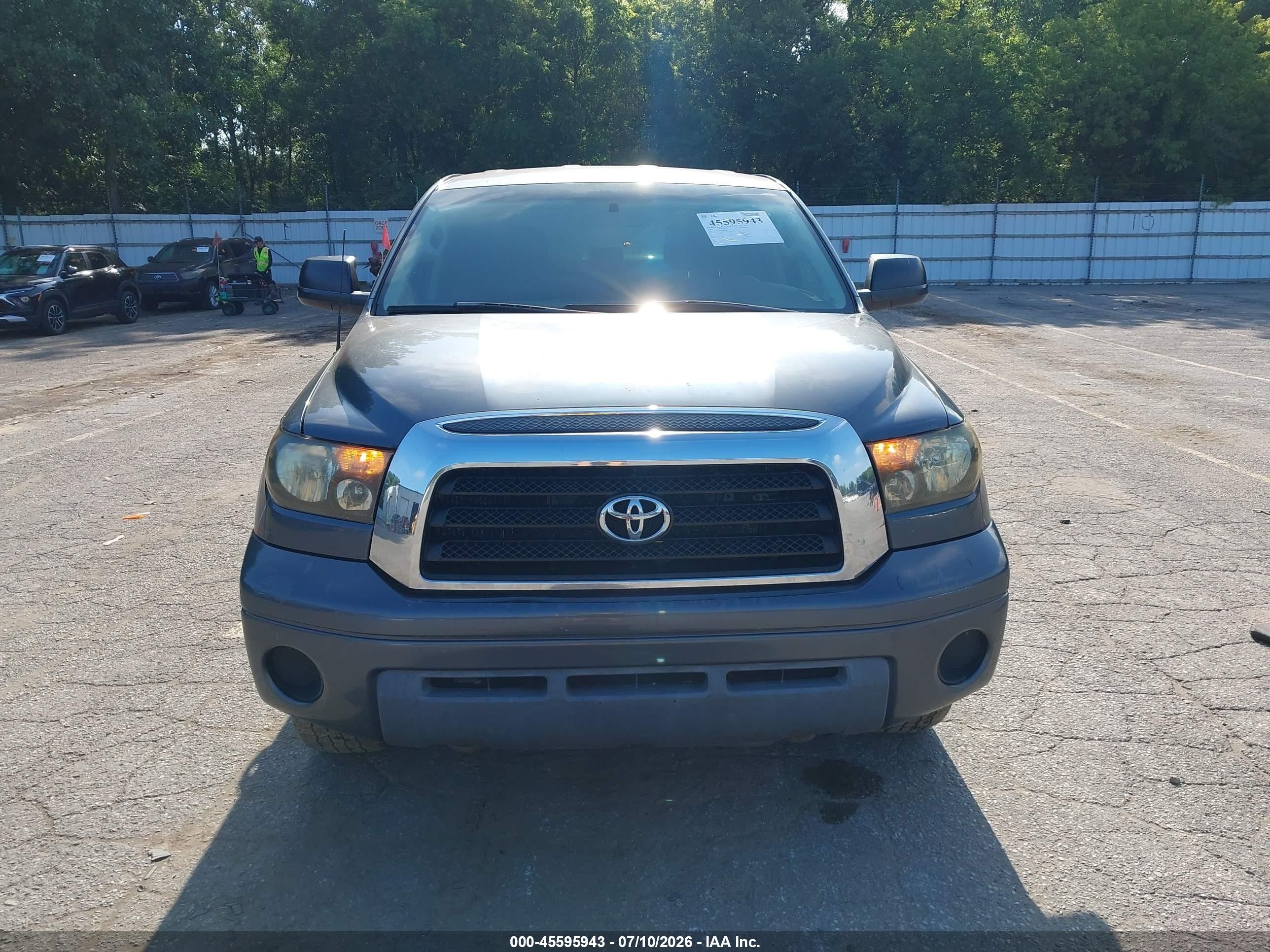 2008 Toyota Tundra Sr5 5.7l V8 Gray vin: 5TBBV54148S498604