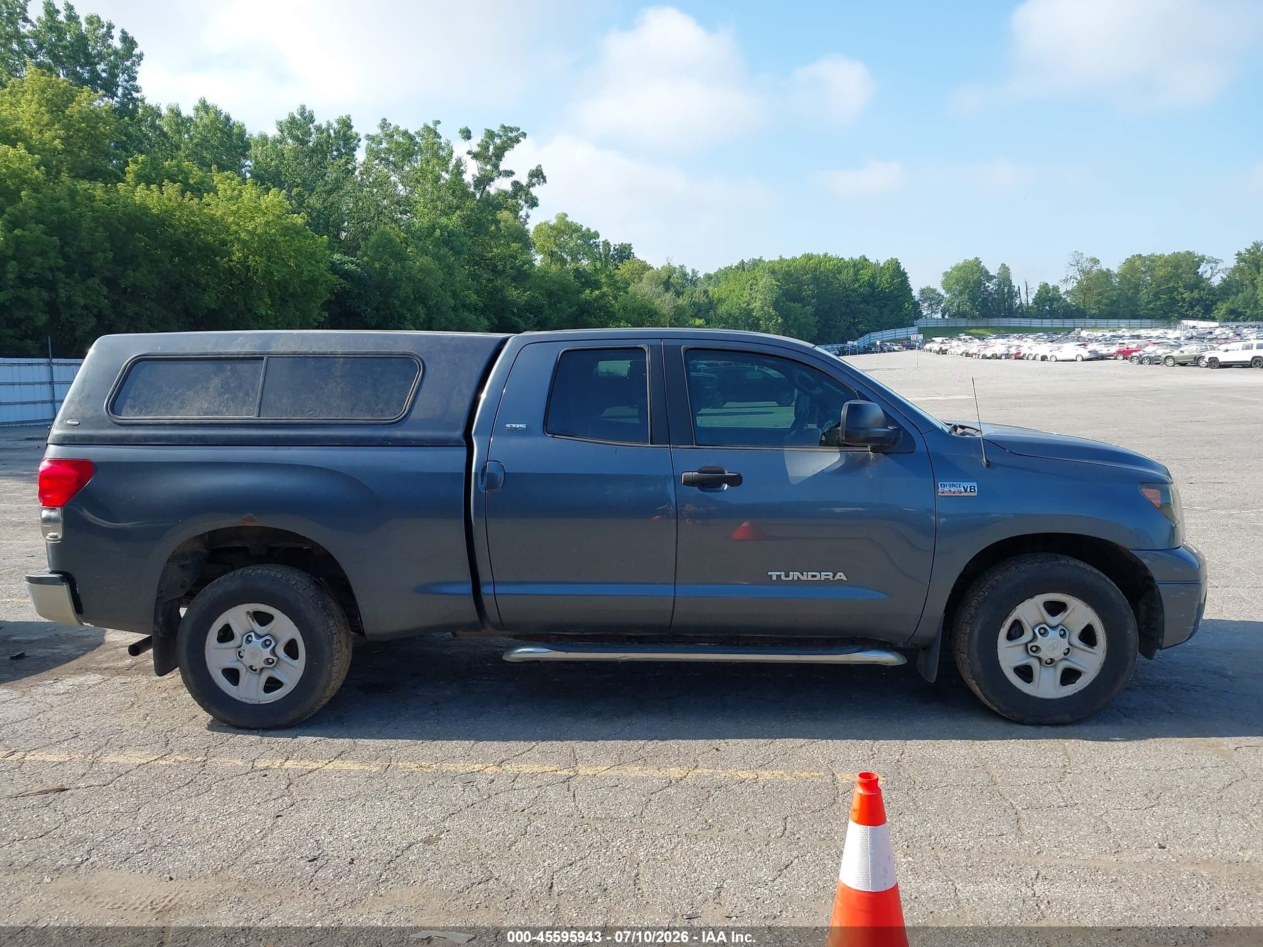 2008 Toyota Tundra Sr5 5.7l V8 Gray vin: 5TBBV54148S498604