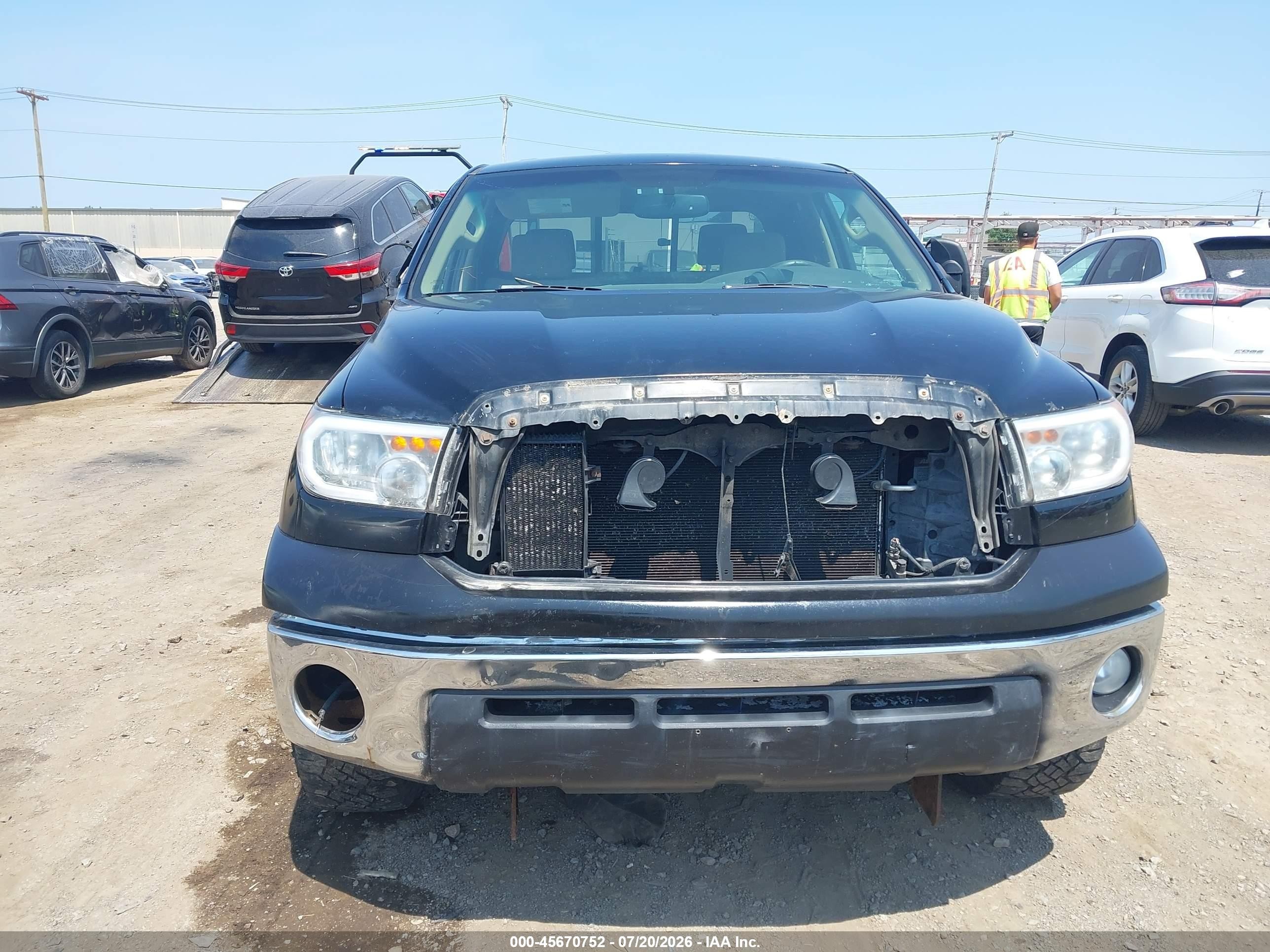 2008 Toyota Tundra Sr5 5.7l V8 Black vin: 5TBBV54158S507309