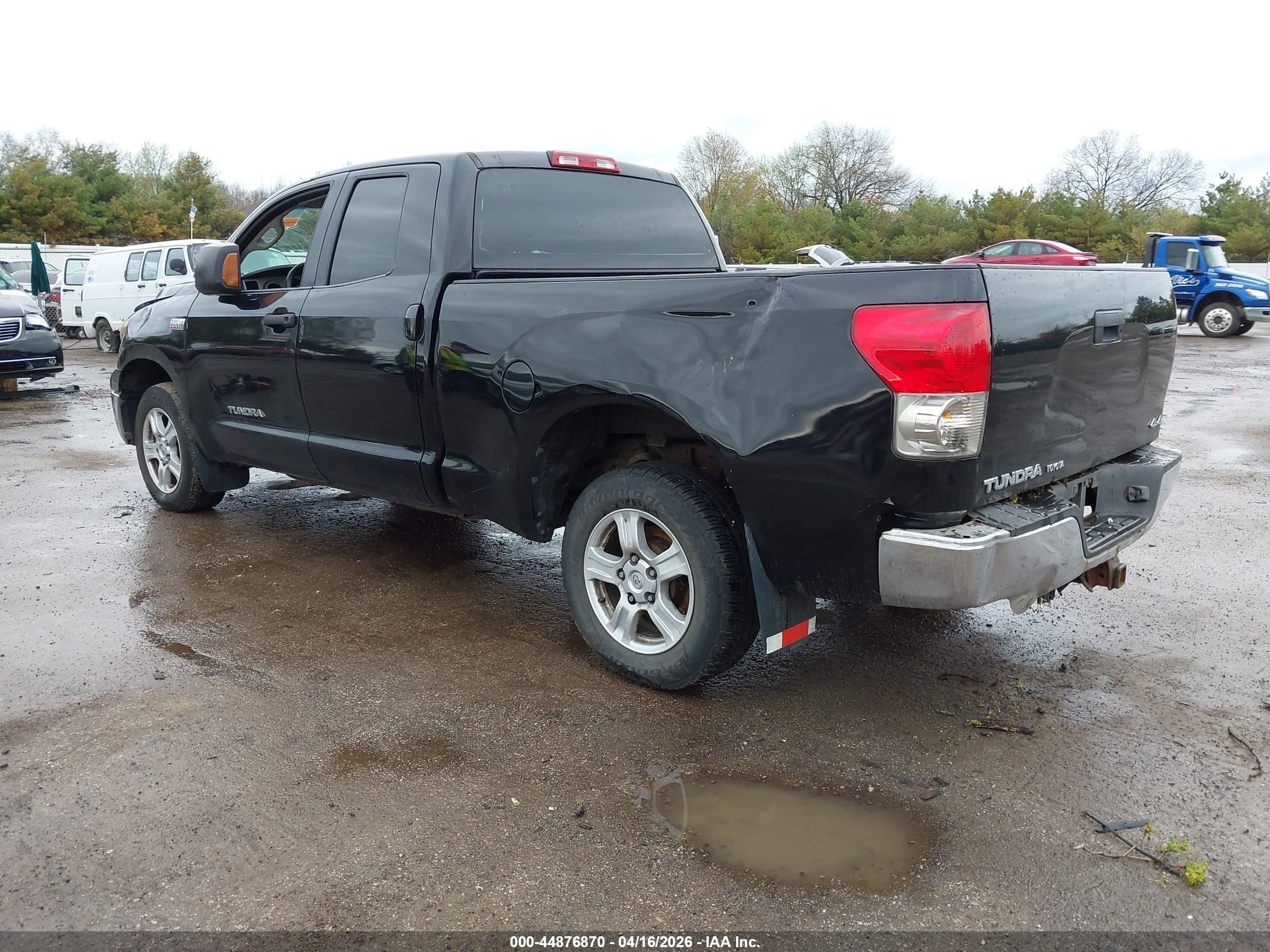 2008 Toyota Tundra Base 5.7l V8 Black vin: 5TBBV54158S507777