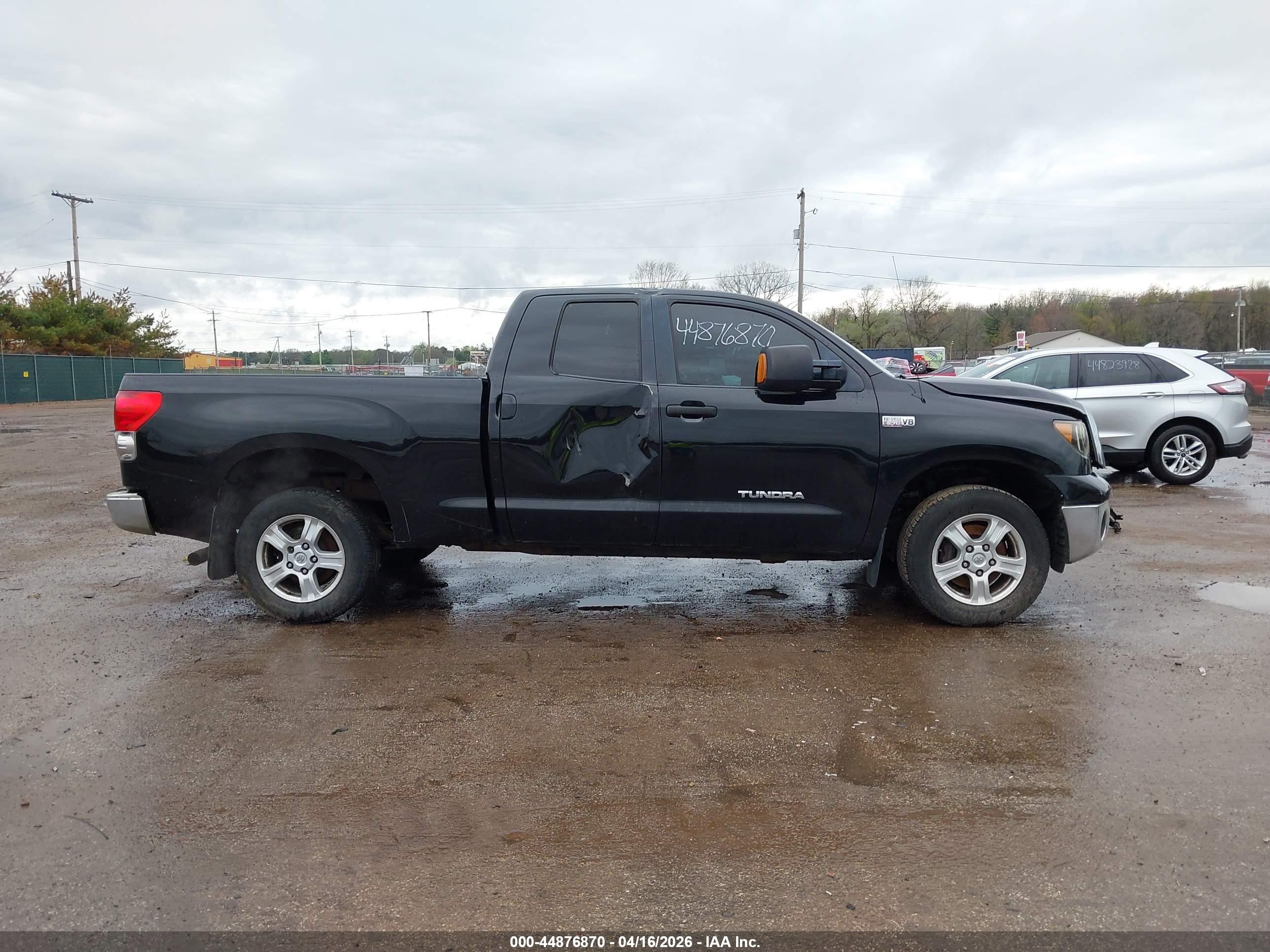 2008 Toyota Tundra Base 5.7l V8 Black vin: 5TBBV54158S507777