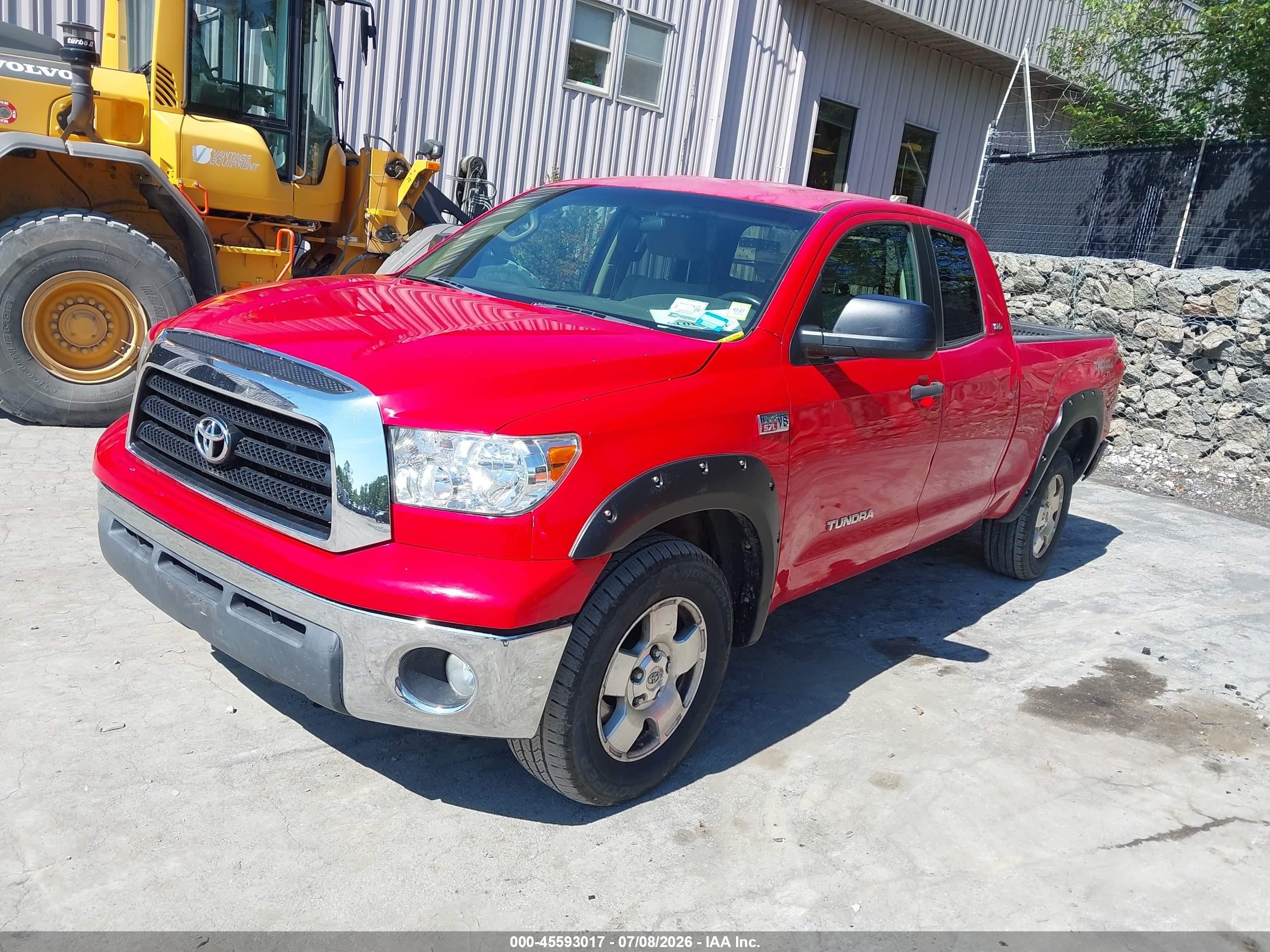 2008 Toyota Tundra Sr5 5.7l V8 Red vin: 5TBBV54158S508315