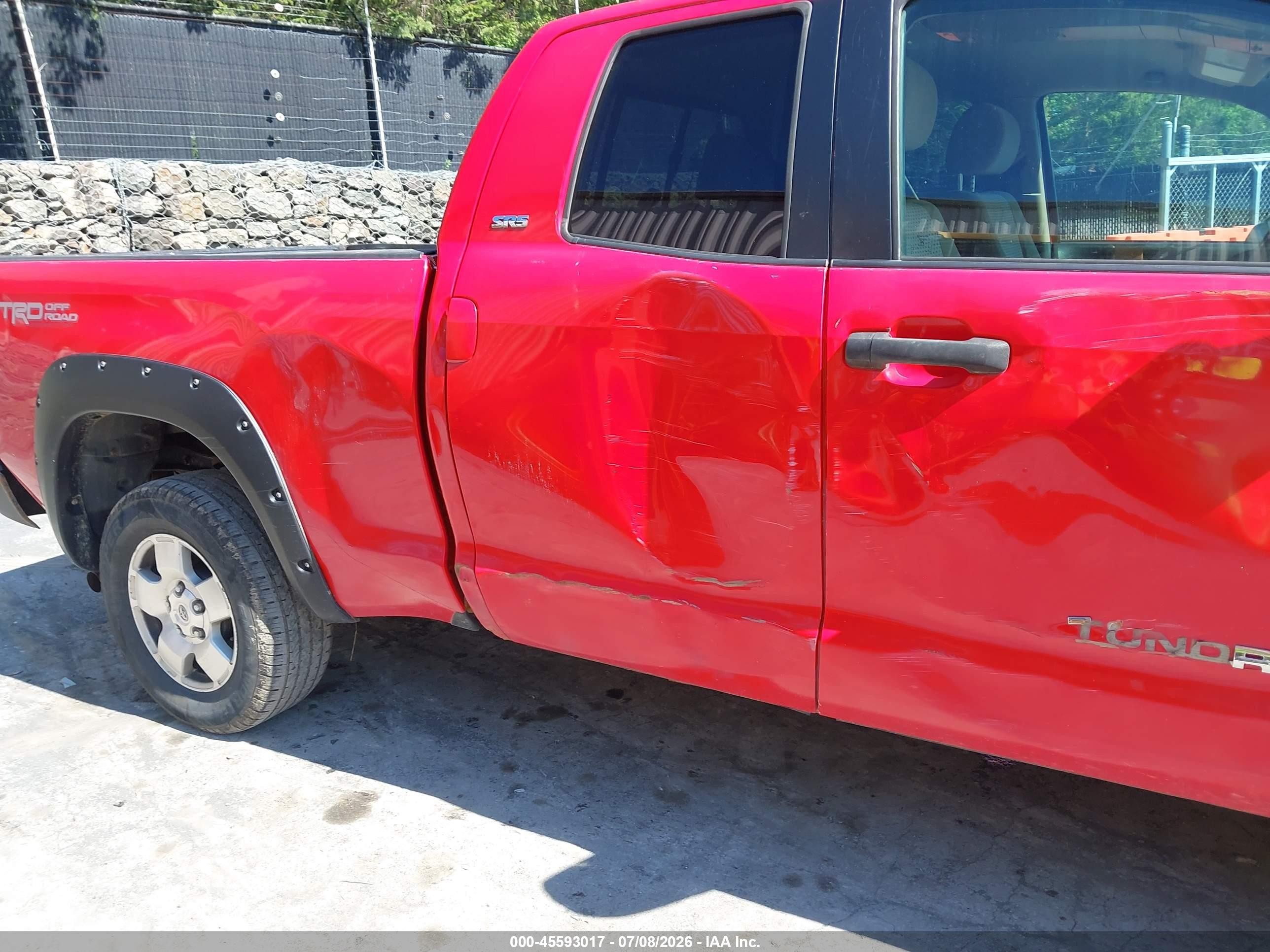 2008 Toyota Tundra Sr5 5.7l V8 Red vin: 5TBBV54158S508315