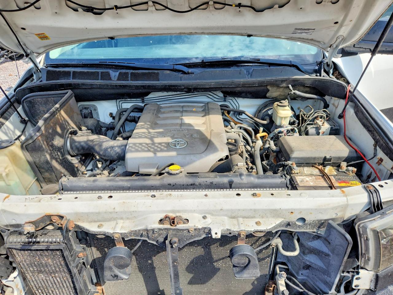 2008 Toyota Tundra Grade Белый vin: 5TBBV54158S523848