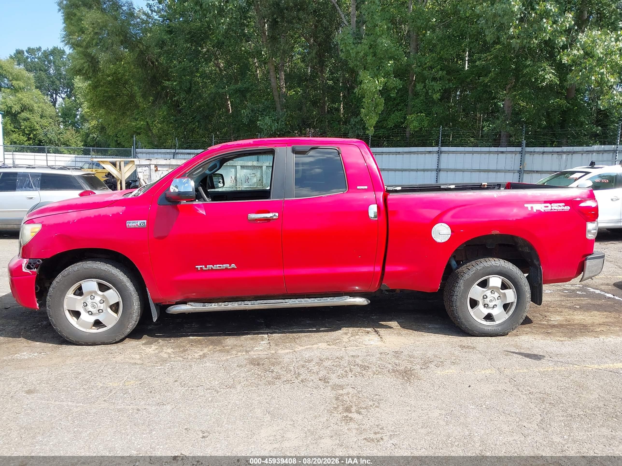 2007 Toyota Tundra Sr5 5.7l V8 Red vin: 5TBBV54167S453324
