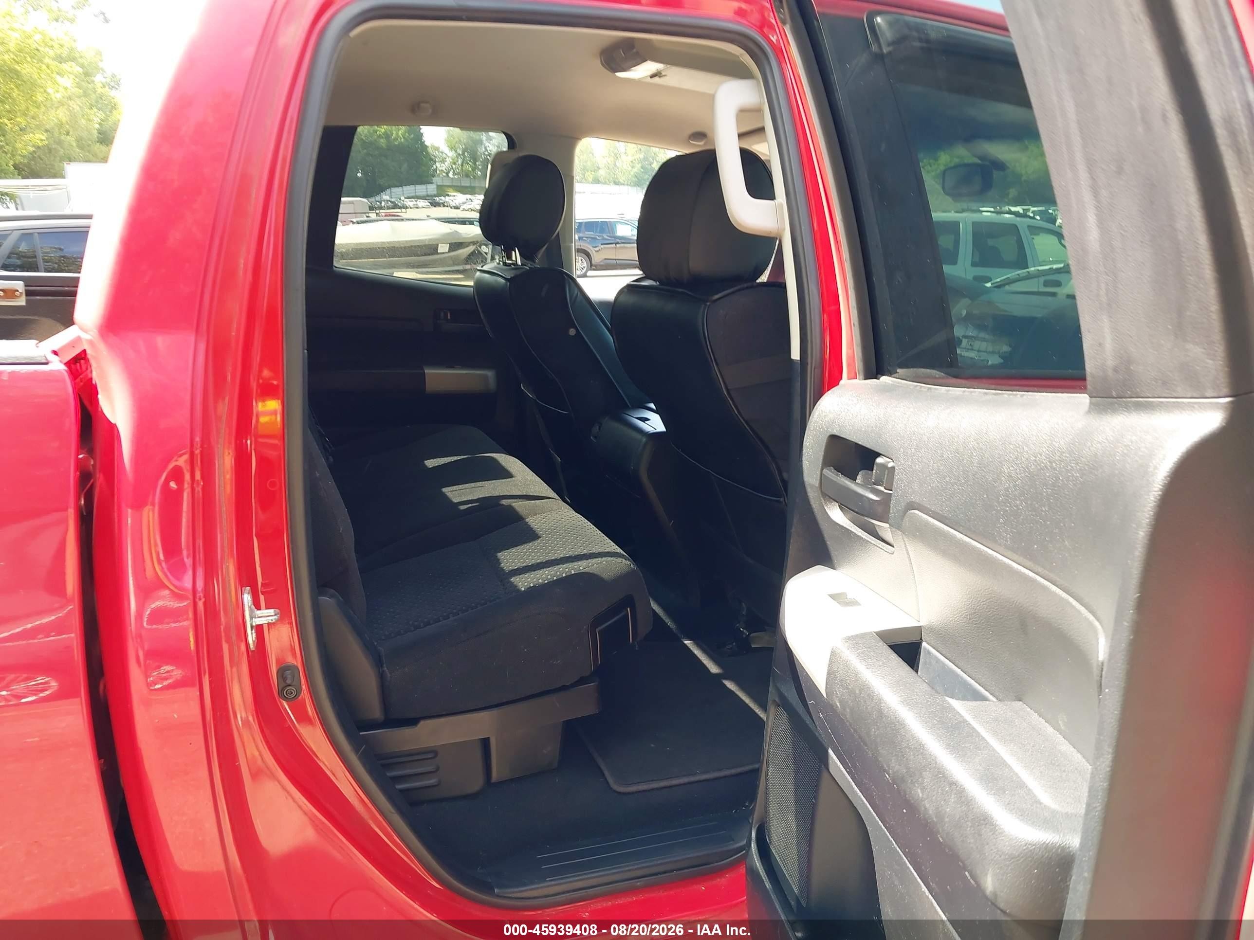 2007 Toyota Tundra Sr5 5.7l V8 Red vin: 5TBBV54167S453324