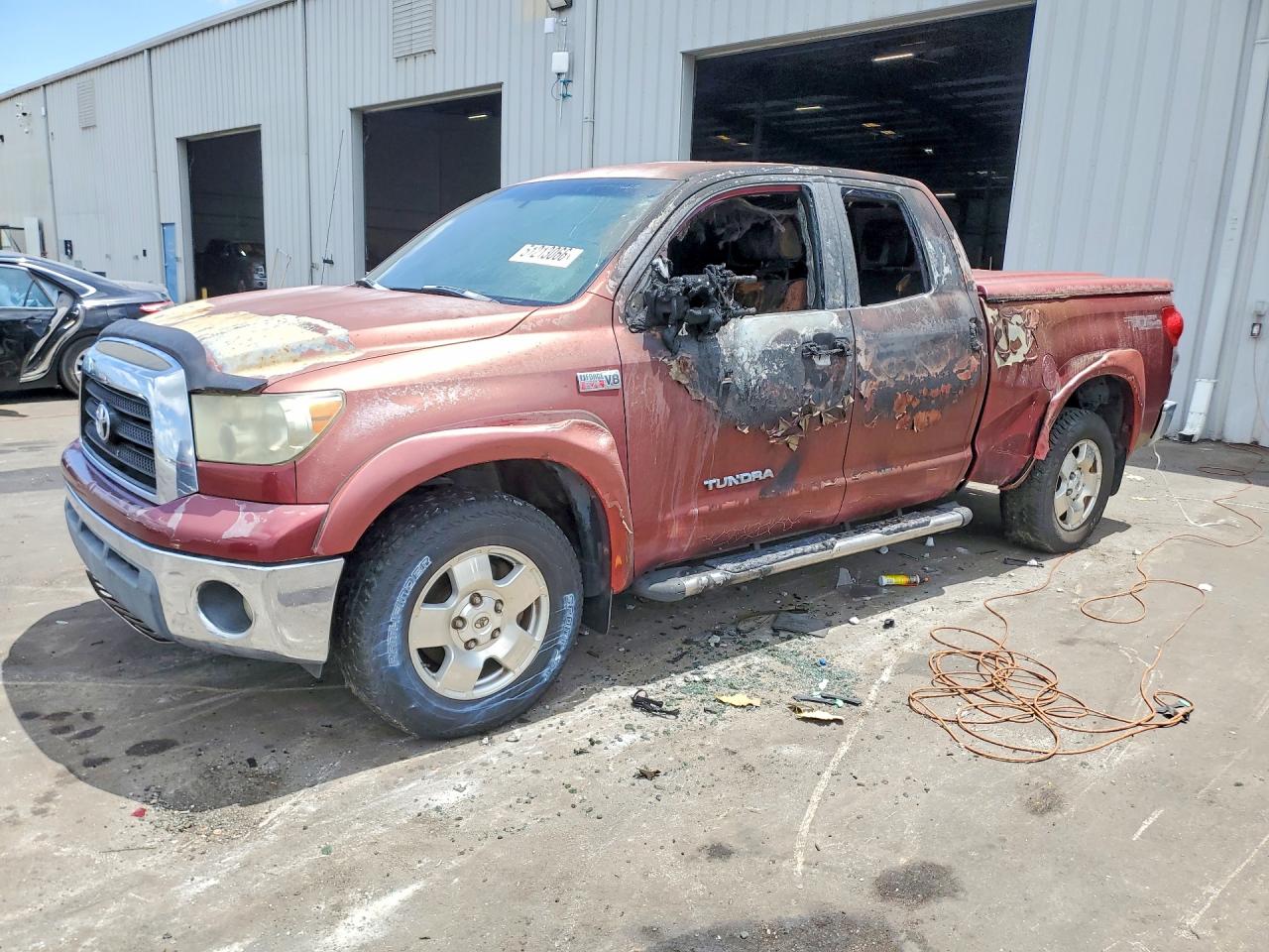 2007 Toyota Tundra Double Cab Sr5 Burgundy vin: 5TBBV54167S462833