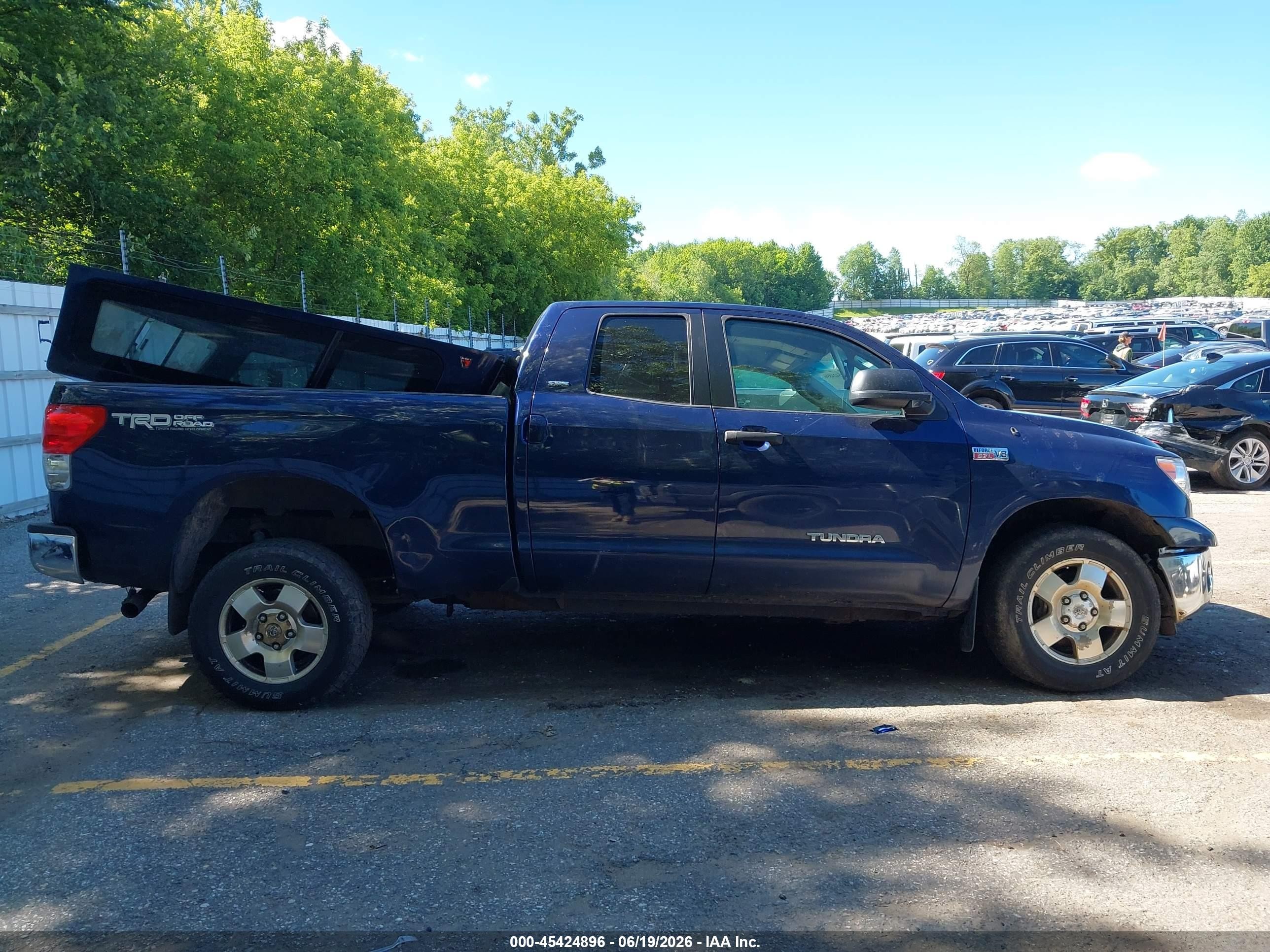 2007 Toyota Tundra Sr5 5.7l V8 Blue vin: 5TBBV54167S464694
