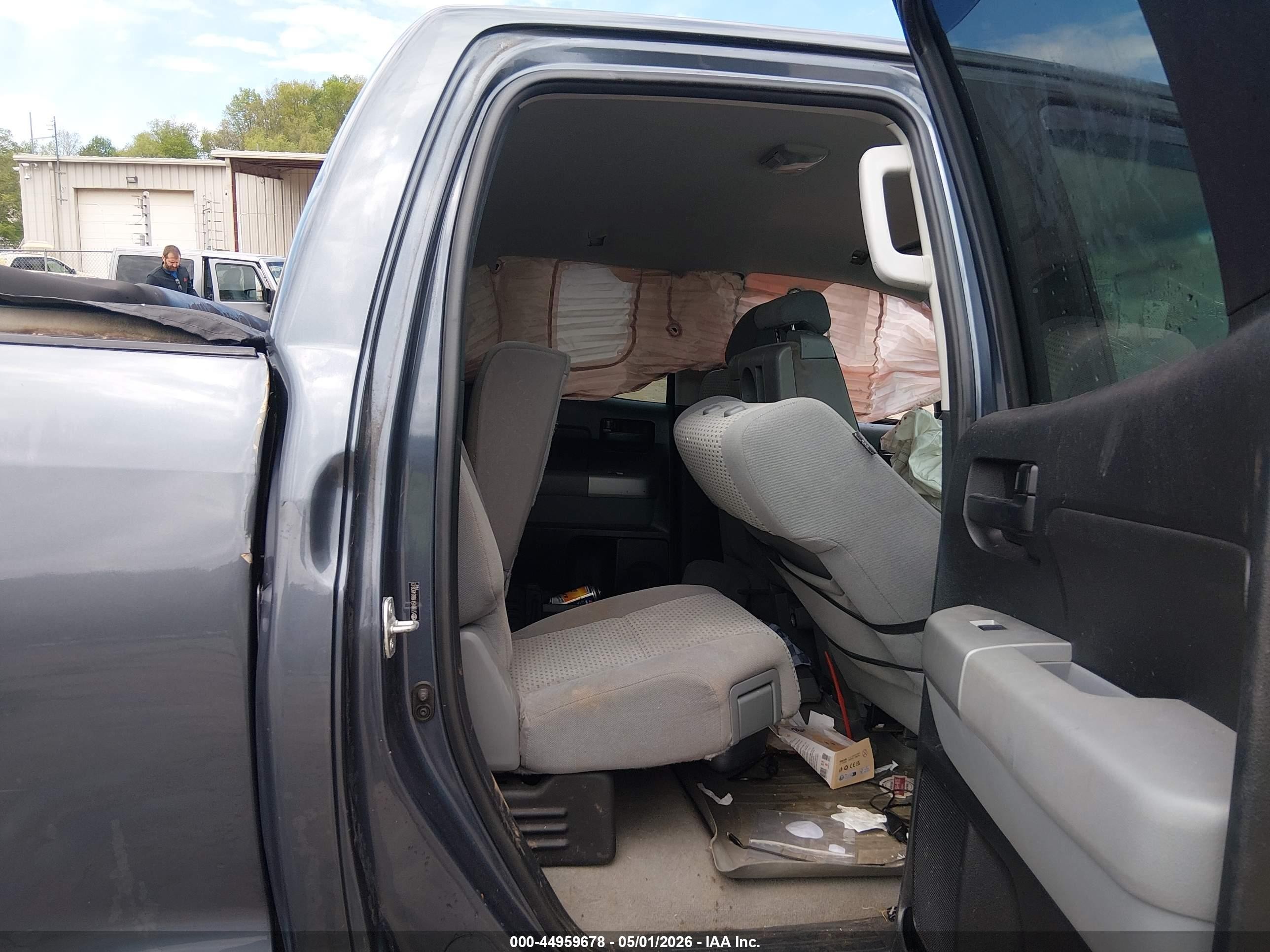 2008 Toyota Tundra Base 5.7l V8 Black vin: 5TBBV54188S493812