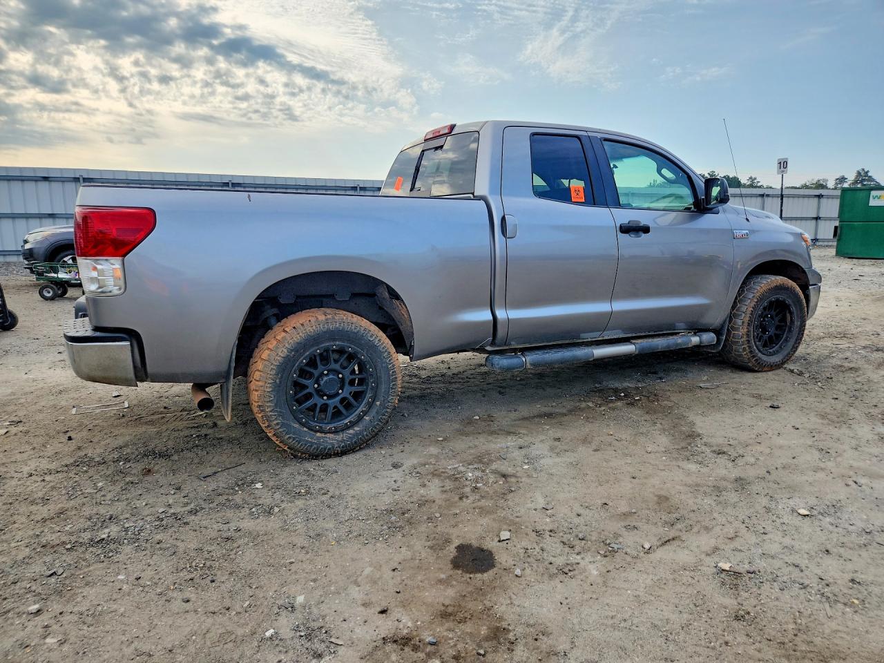 2007 Toyota Tundra Sr5 Silver vin: 5TBBV54197S452944