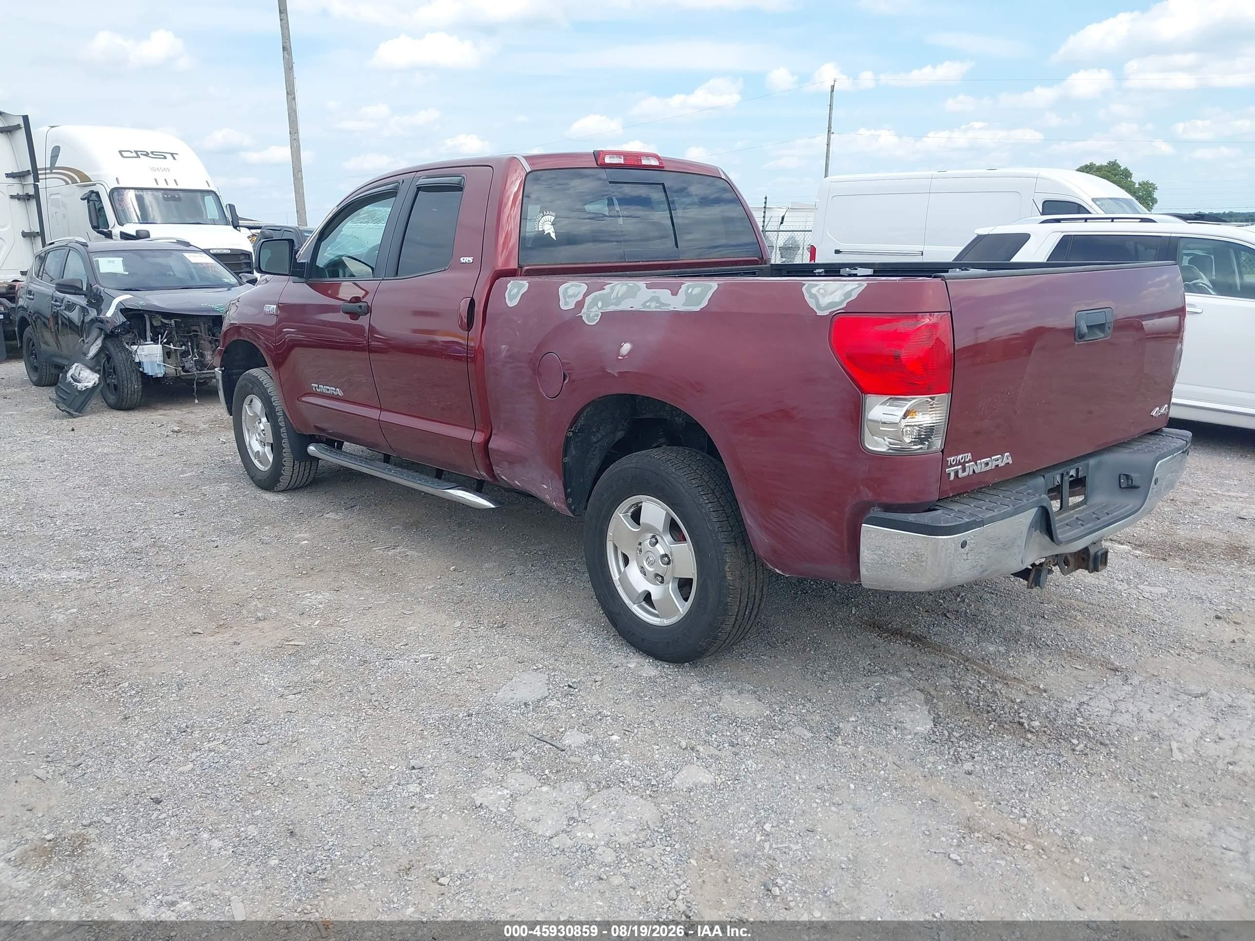 2007 Toyota Tundra Sr5 5.7l V8 Red vin: 5TBBV541X7S479750