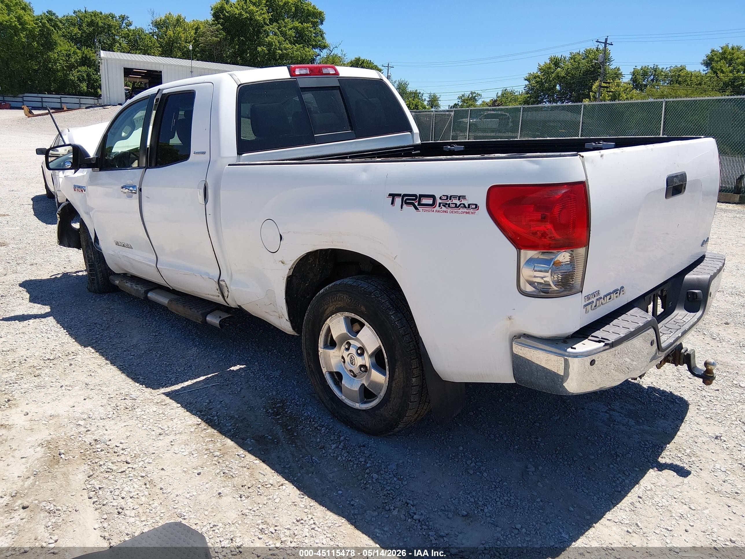 2007 Toyota Tundra Limited 5.7l V8 White vin: 5TBBV58117S458022