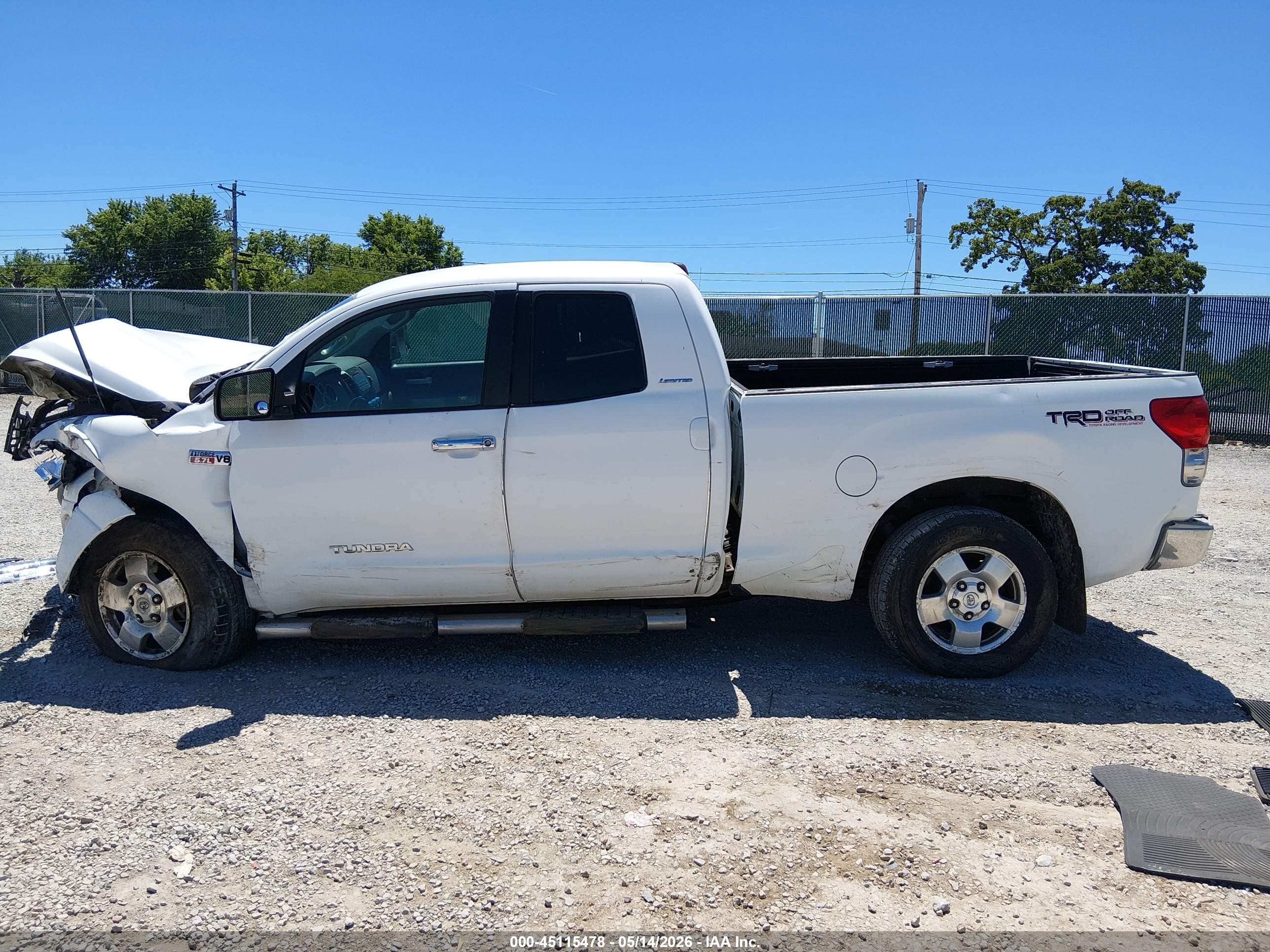2007 Toyota Tundra Limited 5.7l V8 White vin: 5TBBV58117S458022