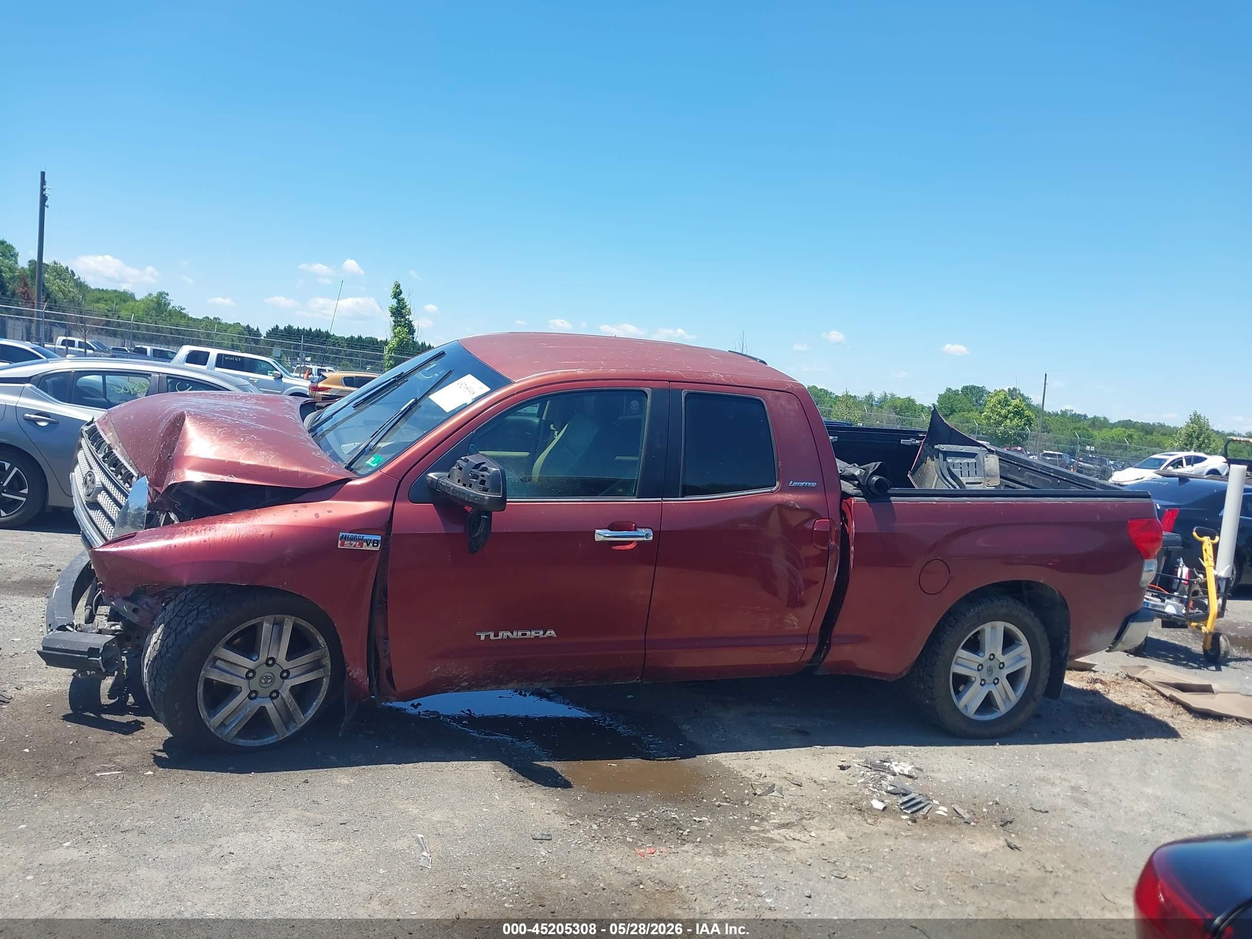 2007 Toyota Tundra Limited 5.7l V8 Red vin: 5TBBV581X7S454566