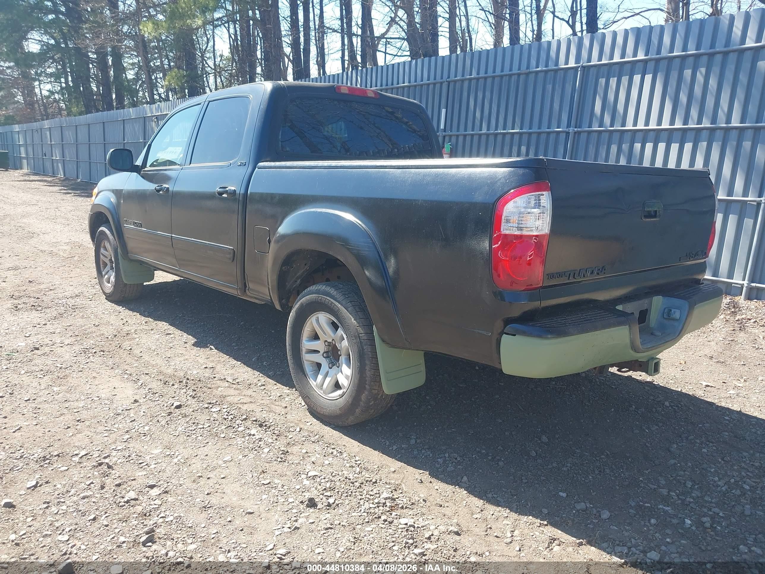 2004 Toyota Tundra Sr5 V8 Black vin: 5TBDT44104S456160