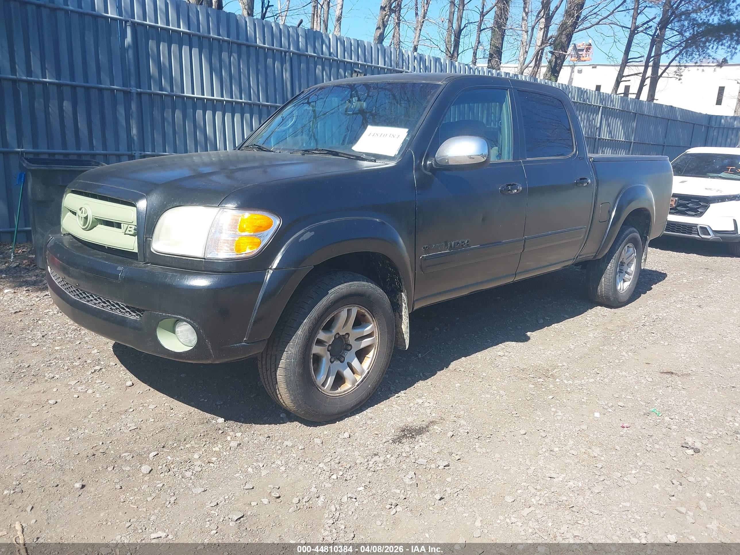 2004 Toyota Tundra Sr5 V8 Black vin: 5TBDT44104S456160