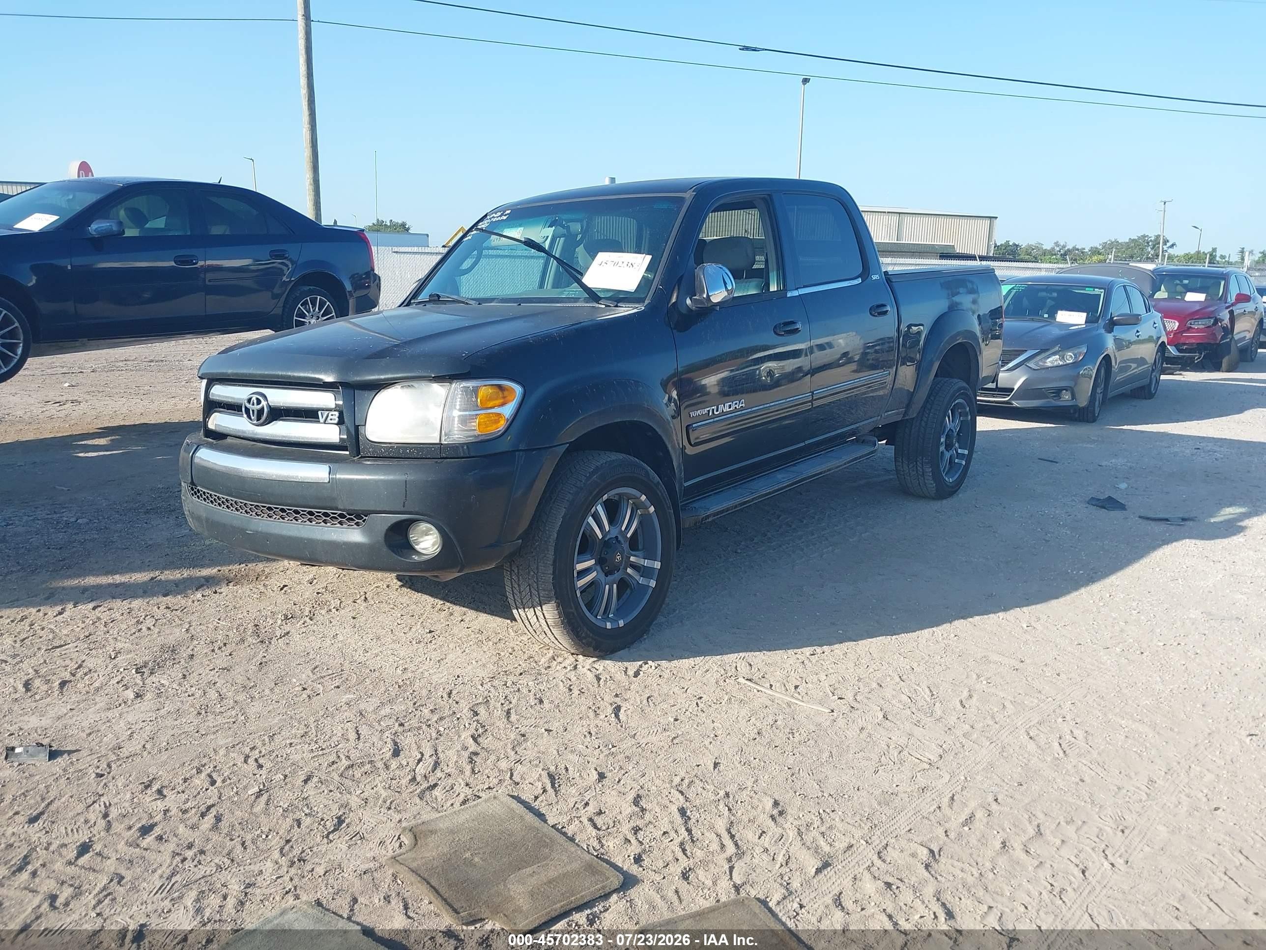 2004 Toyota Tundra Sr5 V8 Black vin: 5TBDT44104S456935