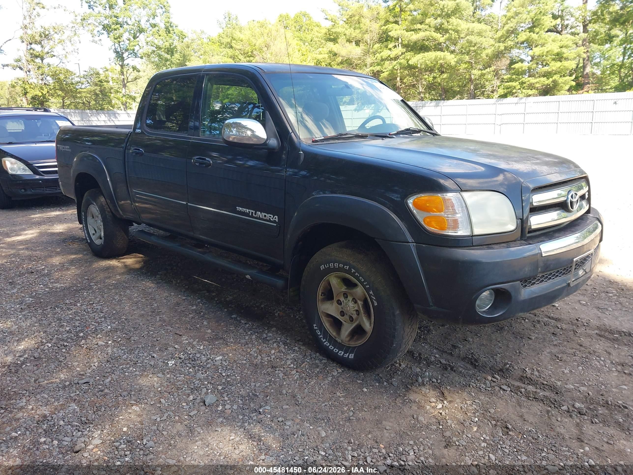 2004 Toyota Tundra Sr5 V8 Black vin: 5TBDT44104S466140
