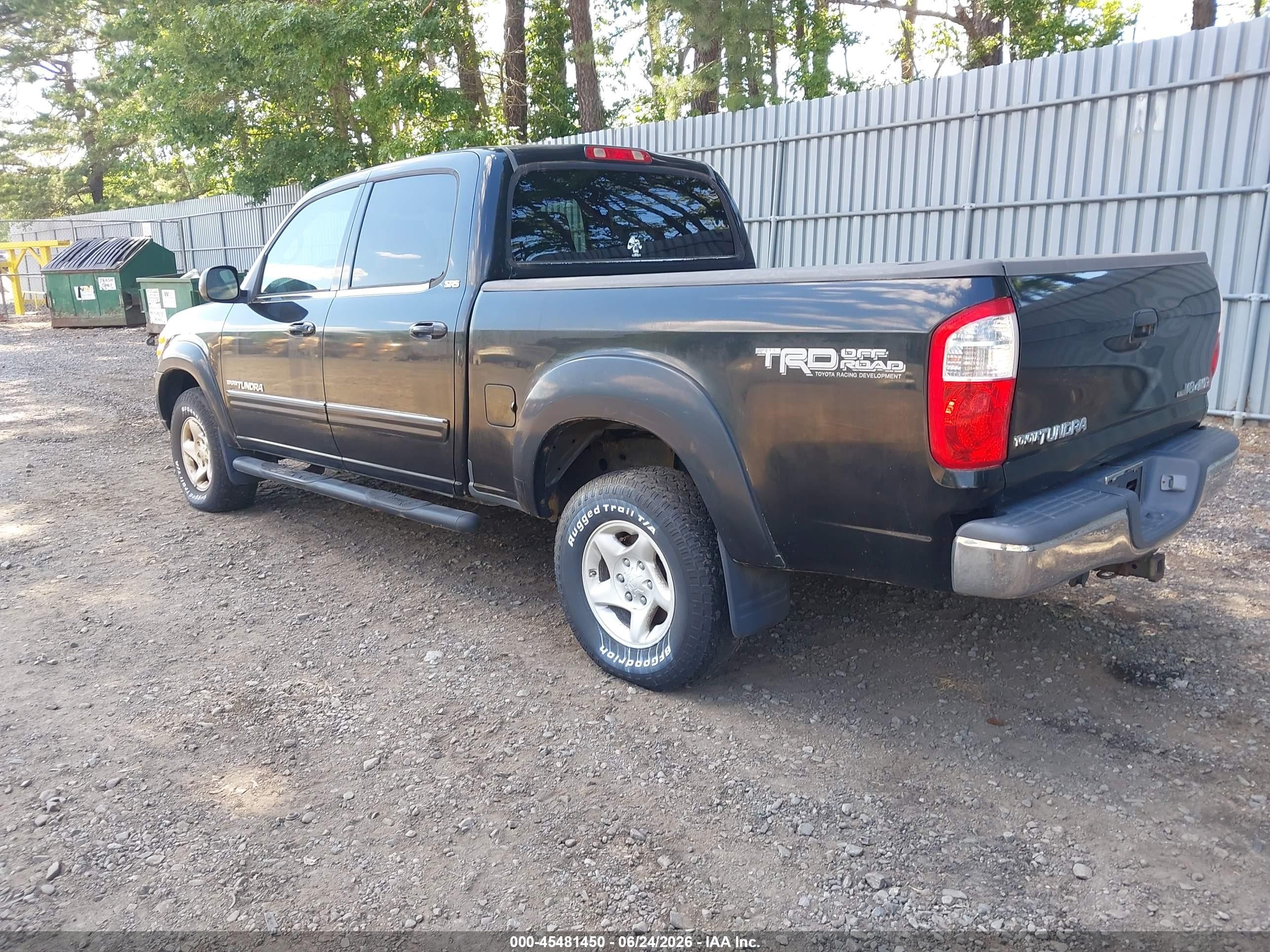 2004 Toyota Tundra Sr5 V8 Black vin: 5TBDT44104S466140