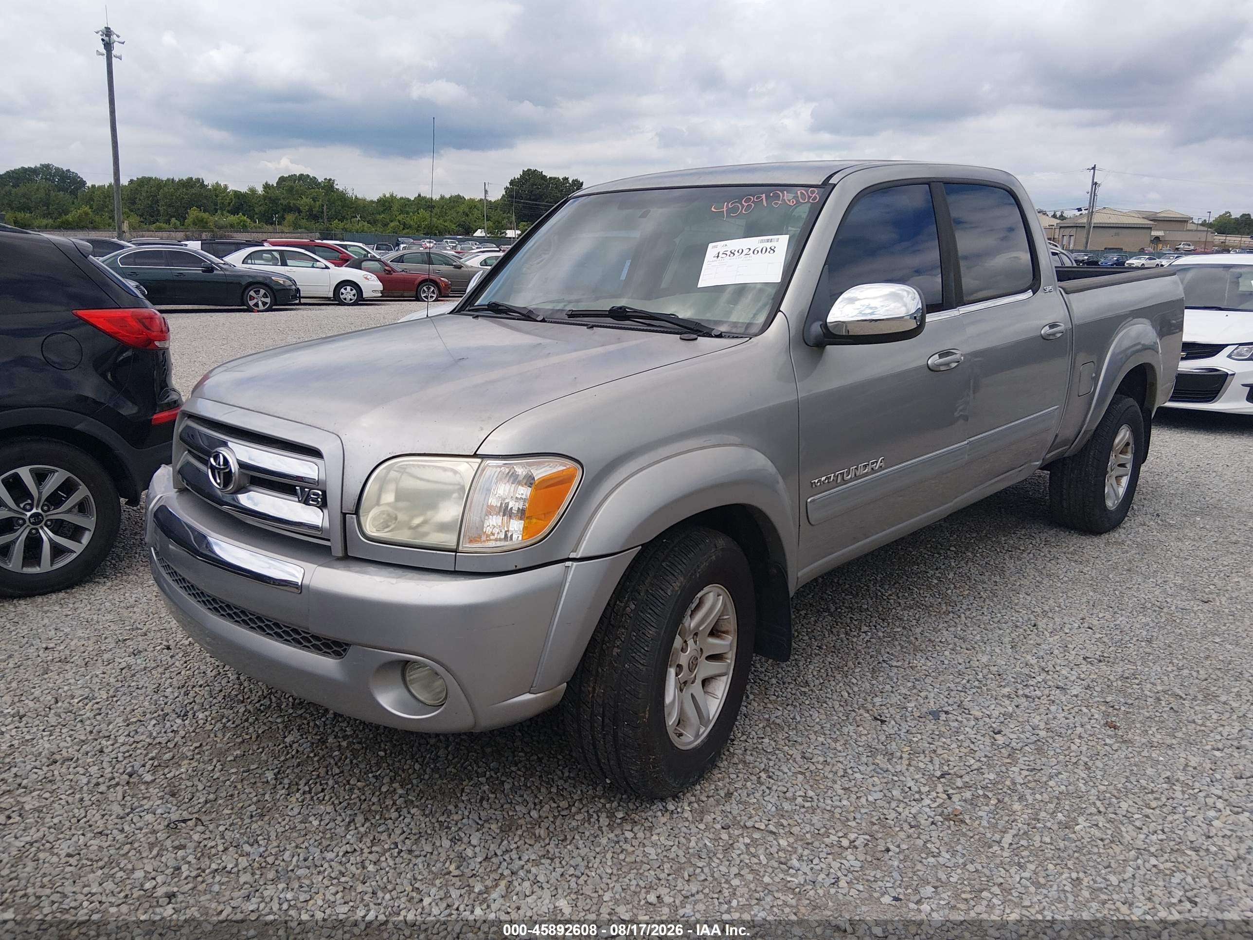 2005 Toyota Tundra Sr5 V8 Серебряный vin: 5TBDT44105S474286