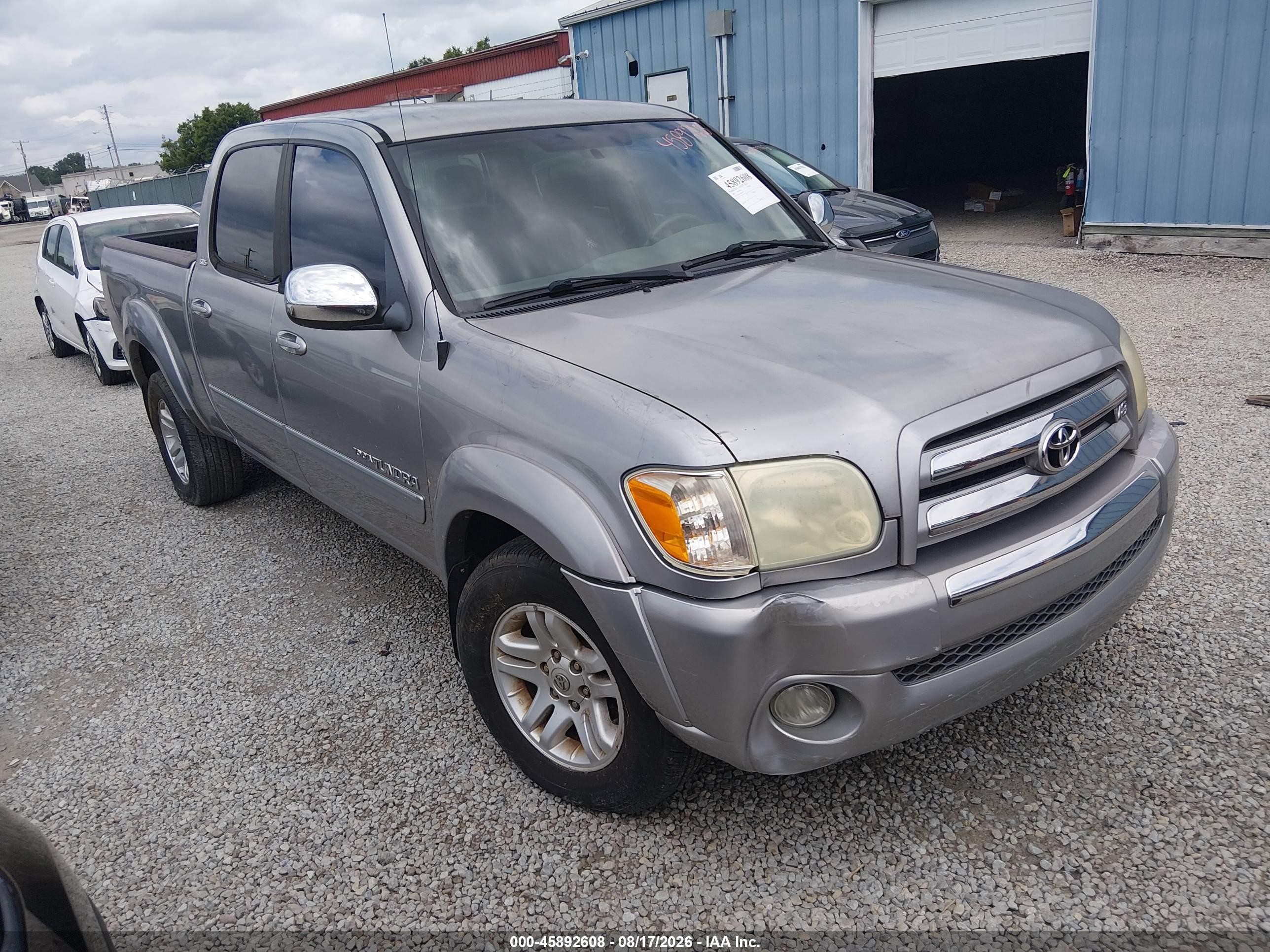 2005 Toyota Tundra Sr5 V8 Серебряный vin: 5TBDT44105S474286