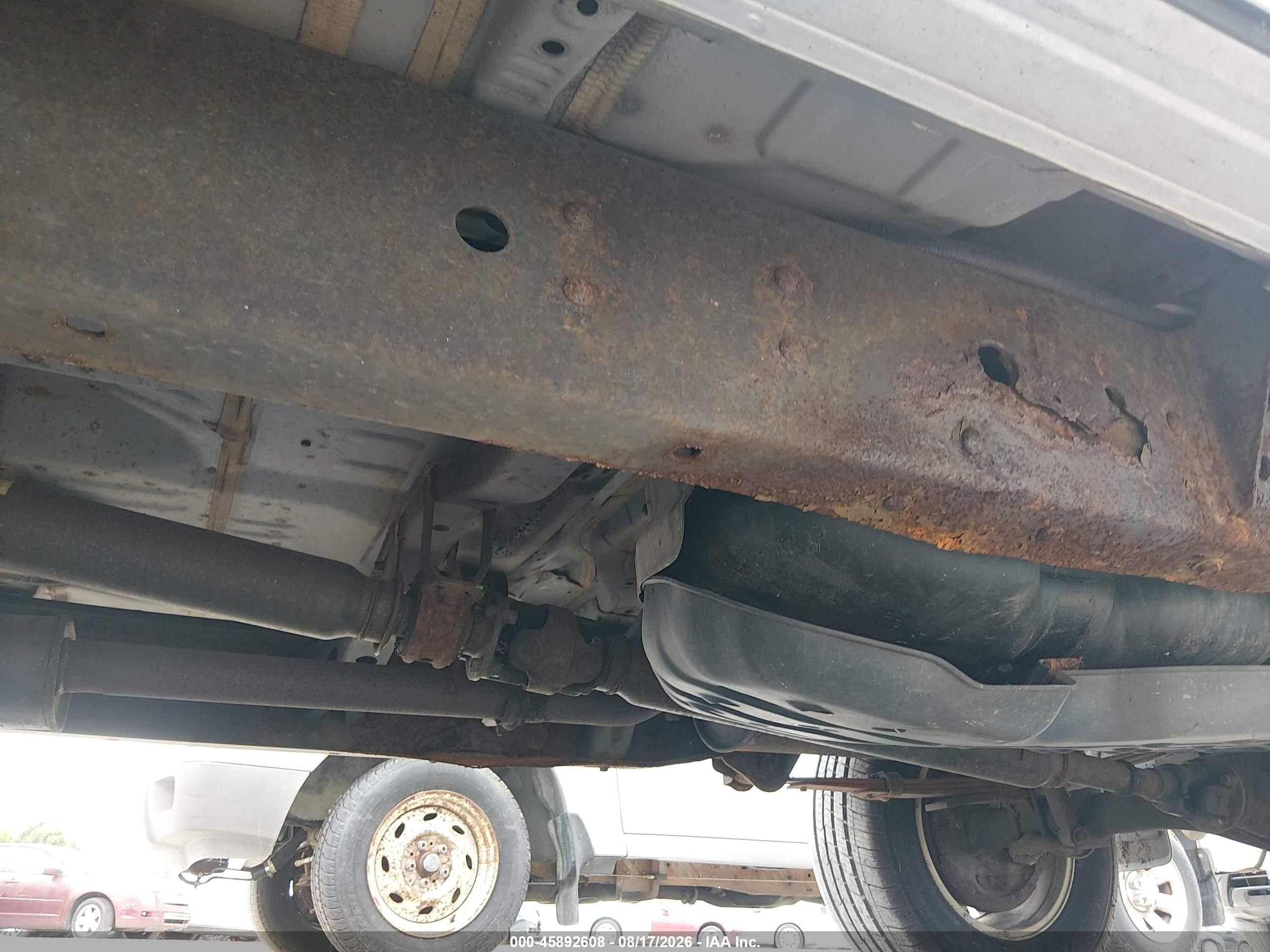 2005 Toyota Tundra Sr5 V8 Серебряный vin: 5TBDT44105S474286