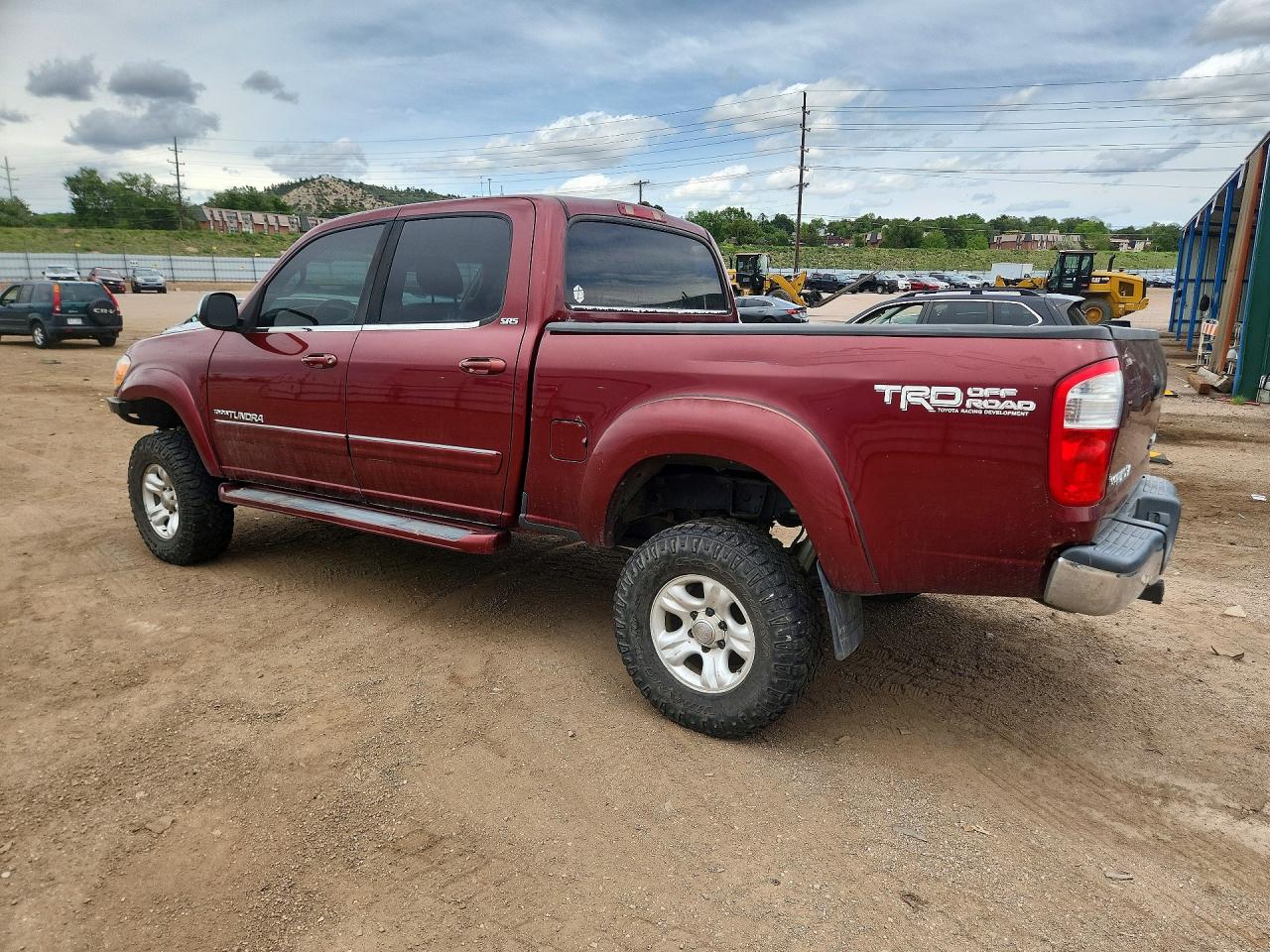 2005 Toyota Tundra Double Cab Sr5 Red vin: 5TBDT44105S475518