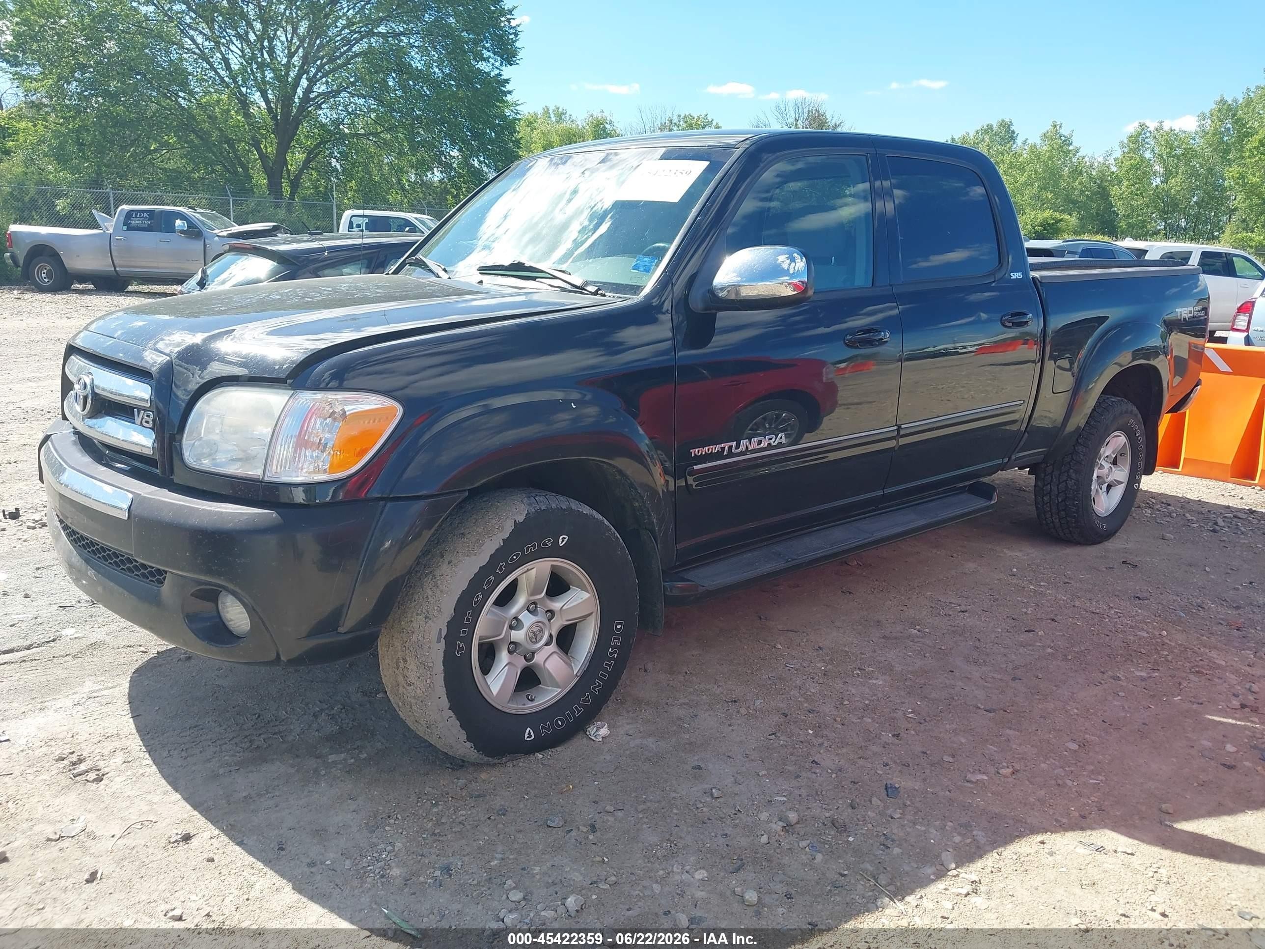 2005 Toyota Tundra Sr5 V8 Black vin: 5TBDT44105S496367