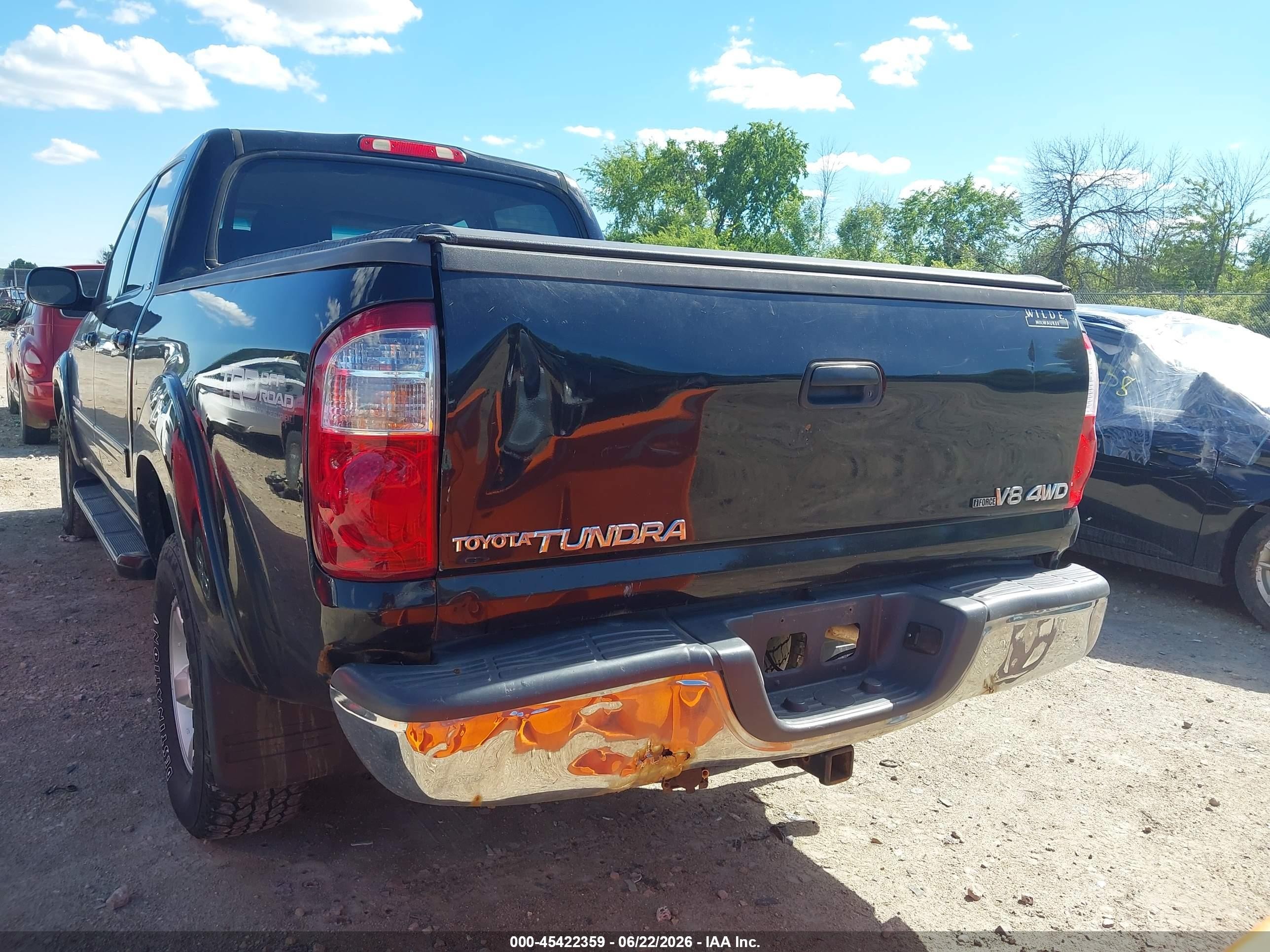 2005 Toyota Tundra Sr5 V8 Black vin: 5TBDT44105S496367