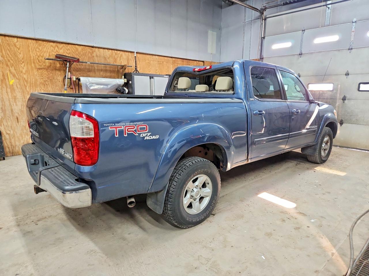 2006 Toyota Tundra Double Cab Sr5 Blue vin: 5TBDT44106S540708