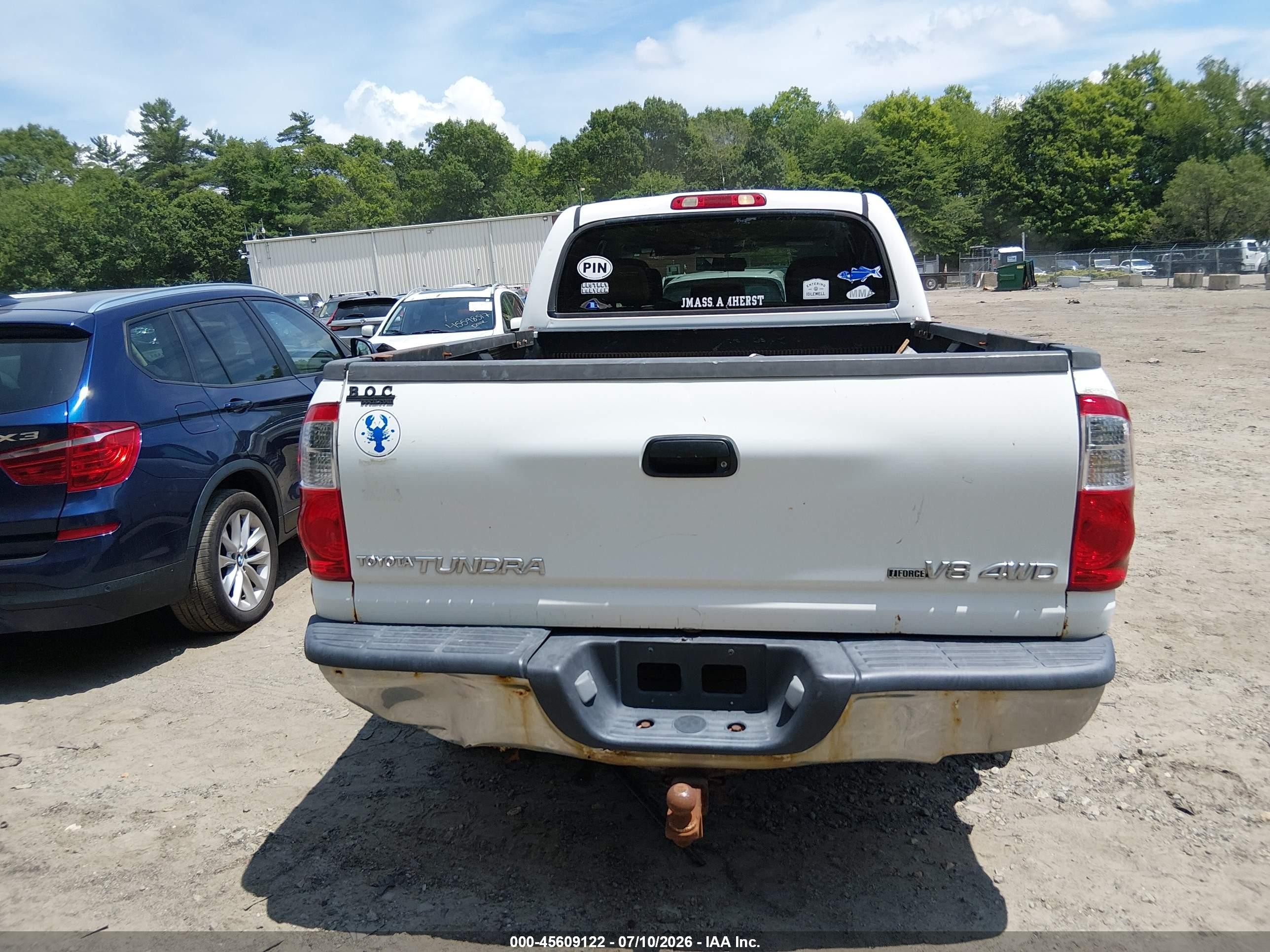 2006 Toyota Tundra Sr5 V8 White vin: 5TBDT44106S554088